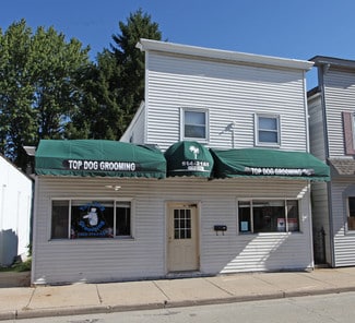 Waterford, WI Bar - 228 E Main St