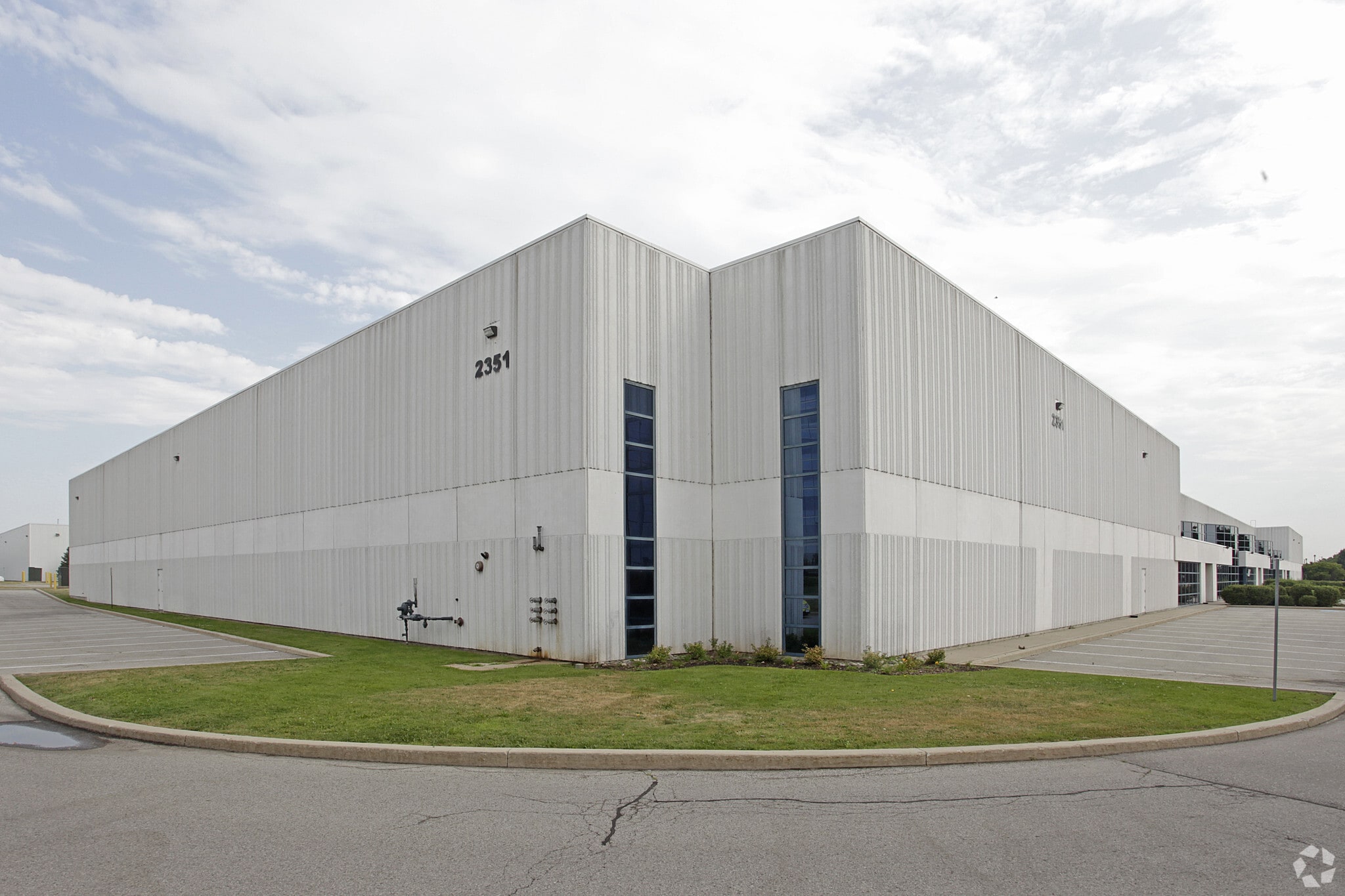 2351 Upper Middle Rd E, Oakville, ON for Rent