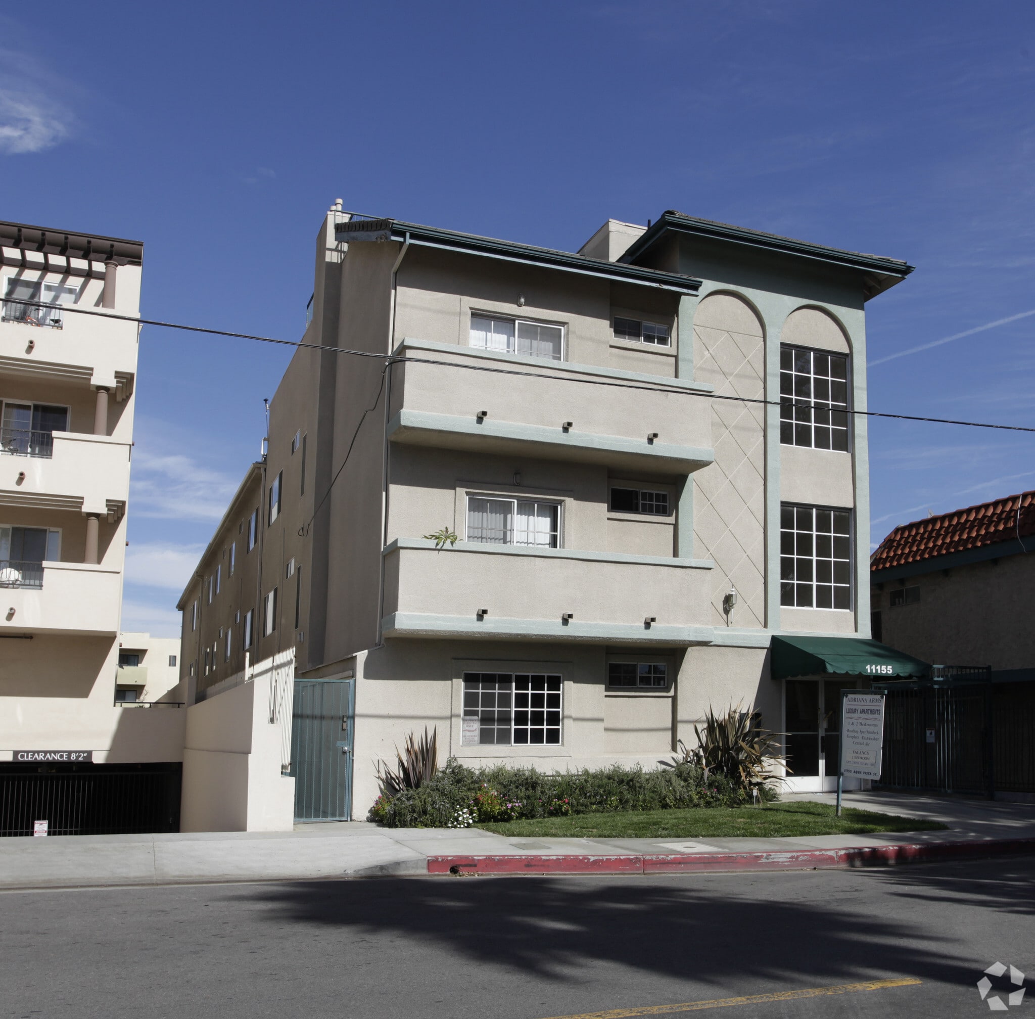 11155 Aqua Vista St, Studio City, CA for Sale