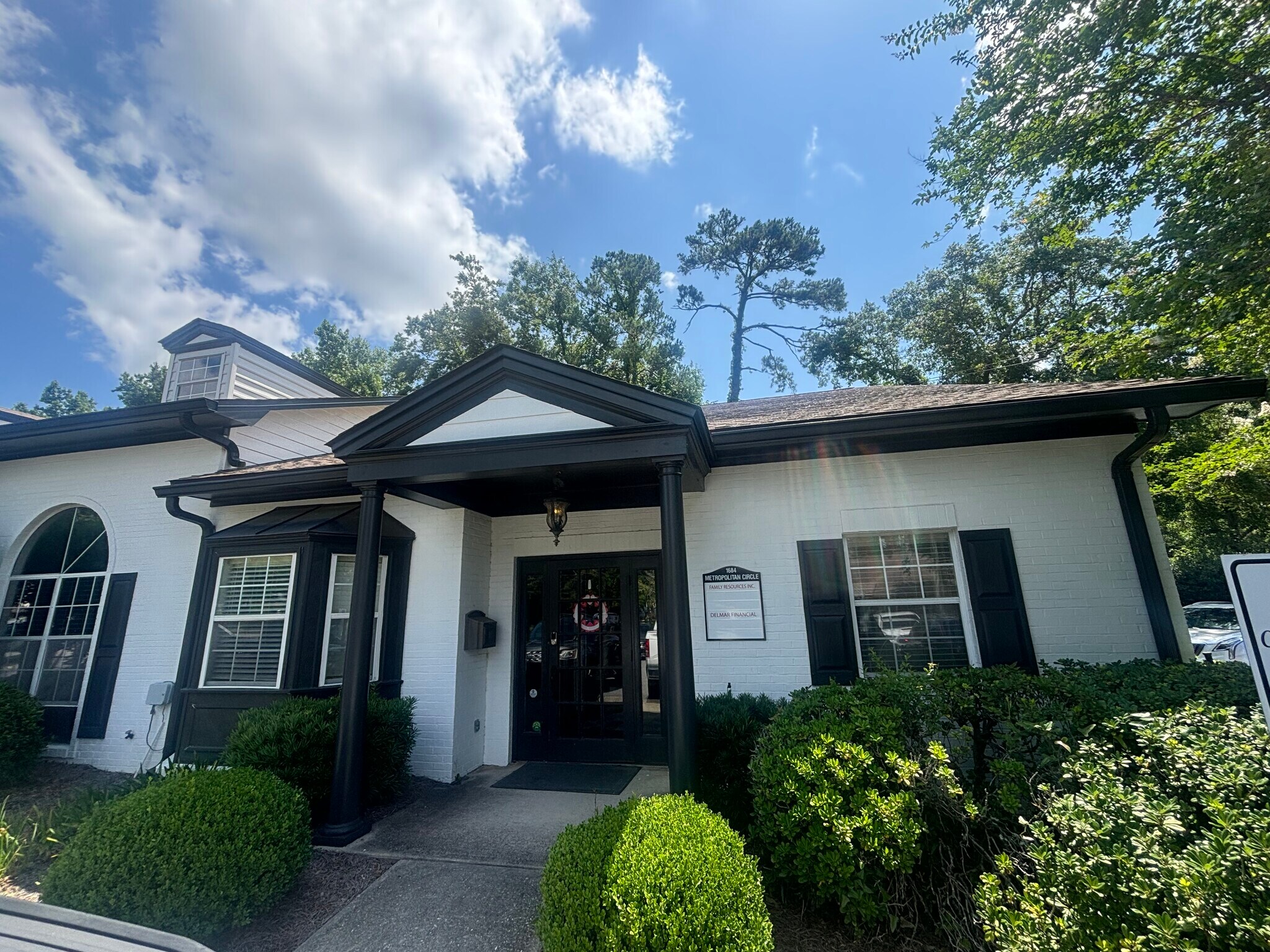 1680-1684 Metropolitan Cir, Tallahassee, FL for Rent