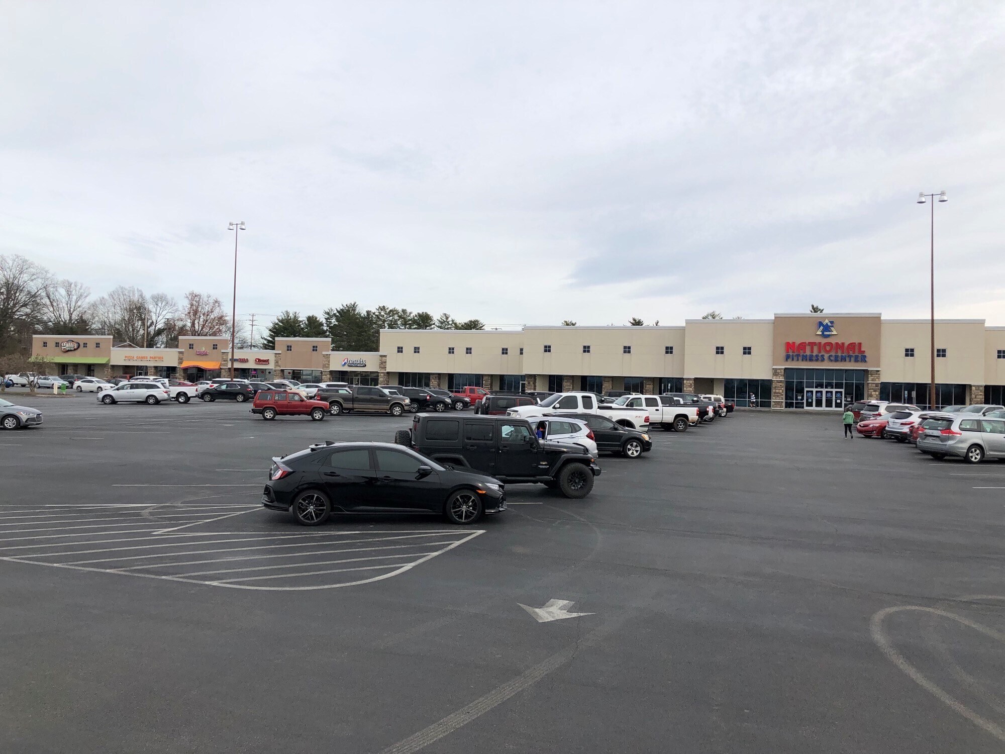 16161644 W Broadway Ave Maryville, TN 37801 Shopping Center Property