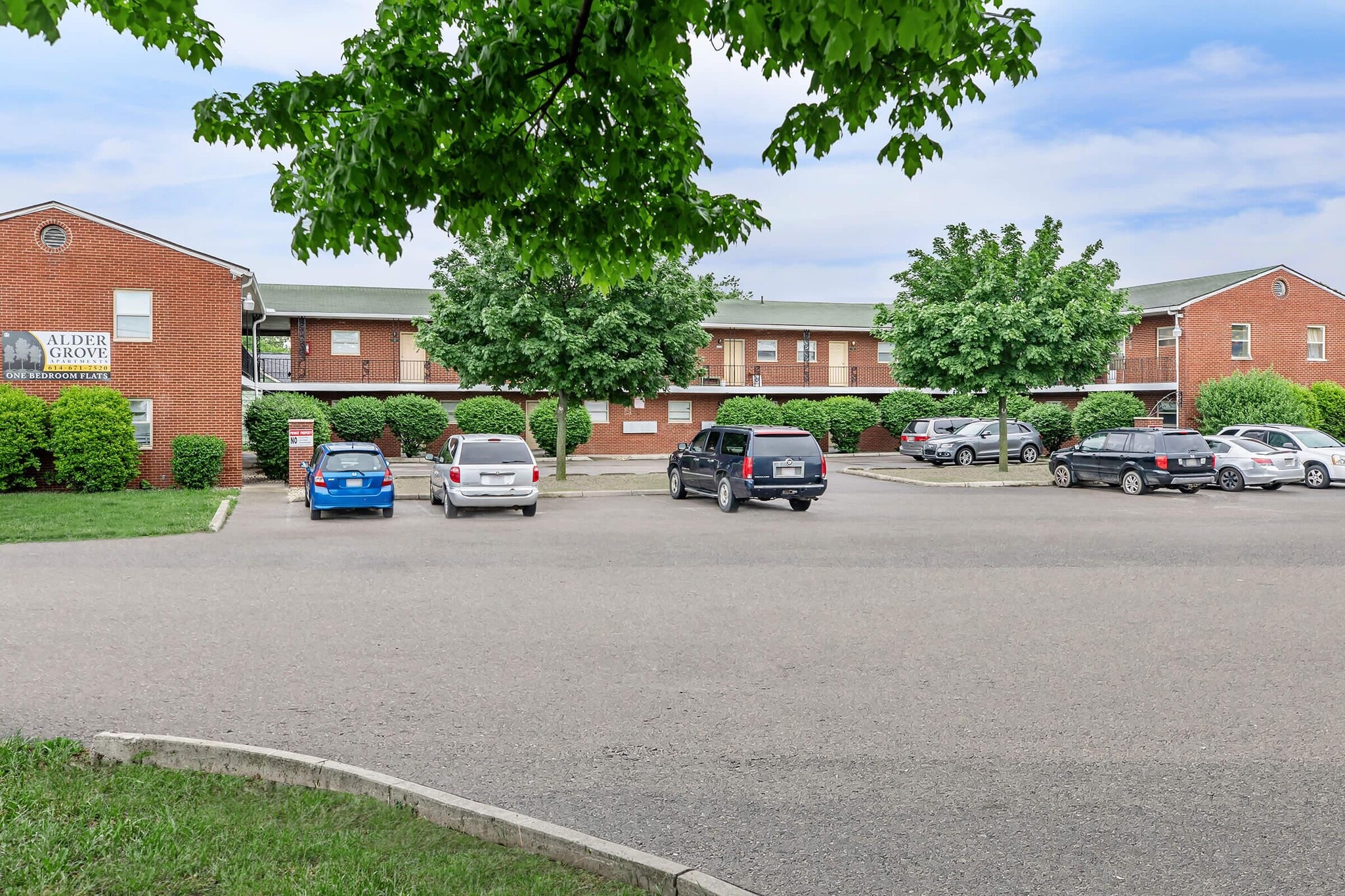 32-36 Viotis Dr, Columbus, OH for Sale