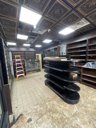 New York, NY Retail - 171 W 23rd St
