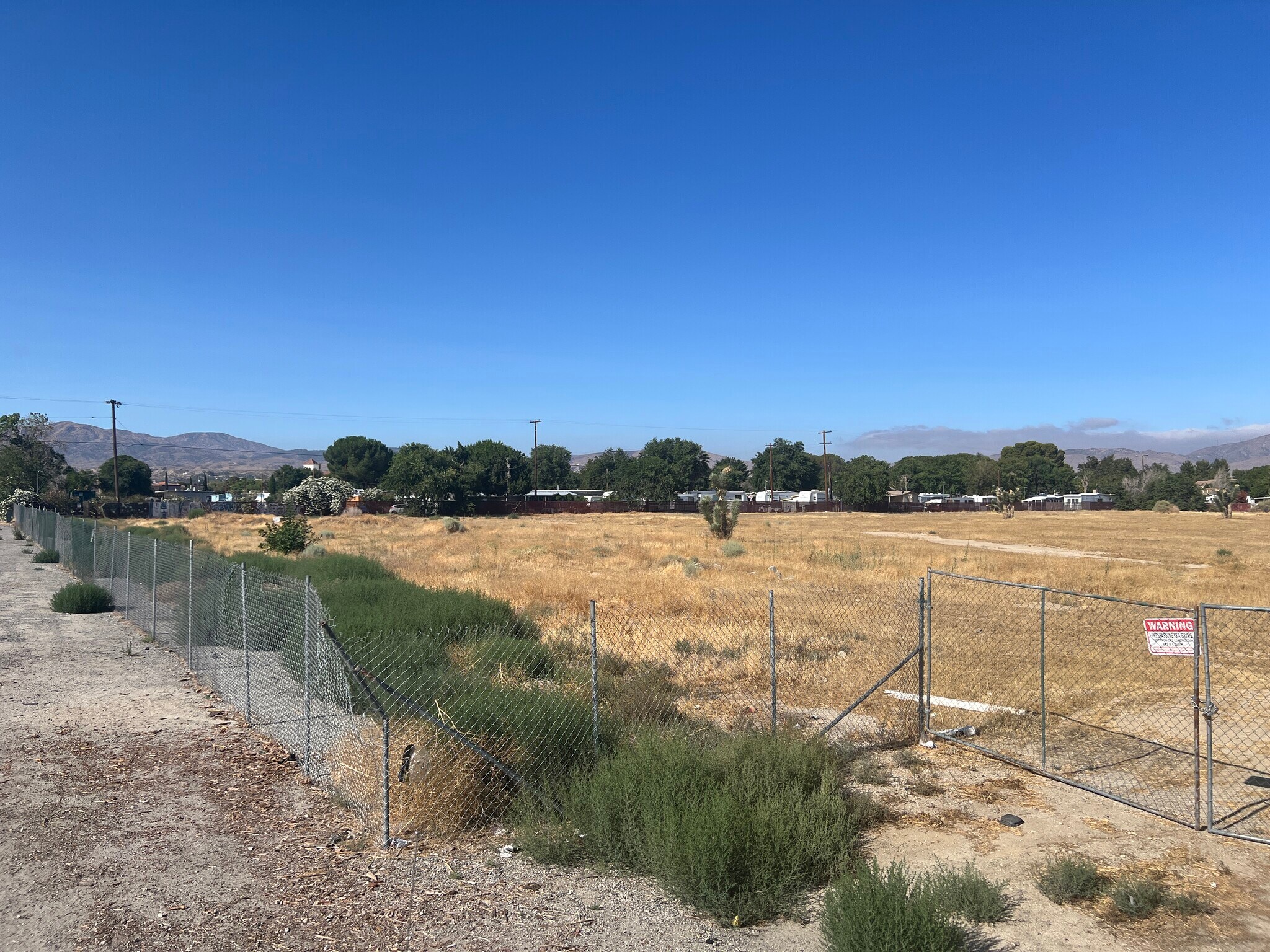47th Ste VIC Ave #R11, Palmdale, CA for Sale