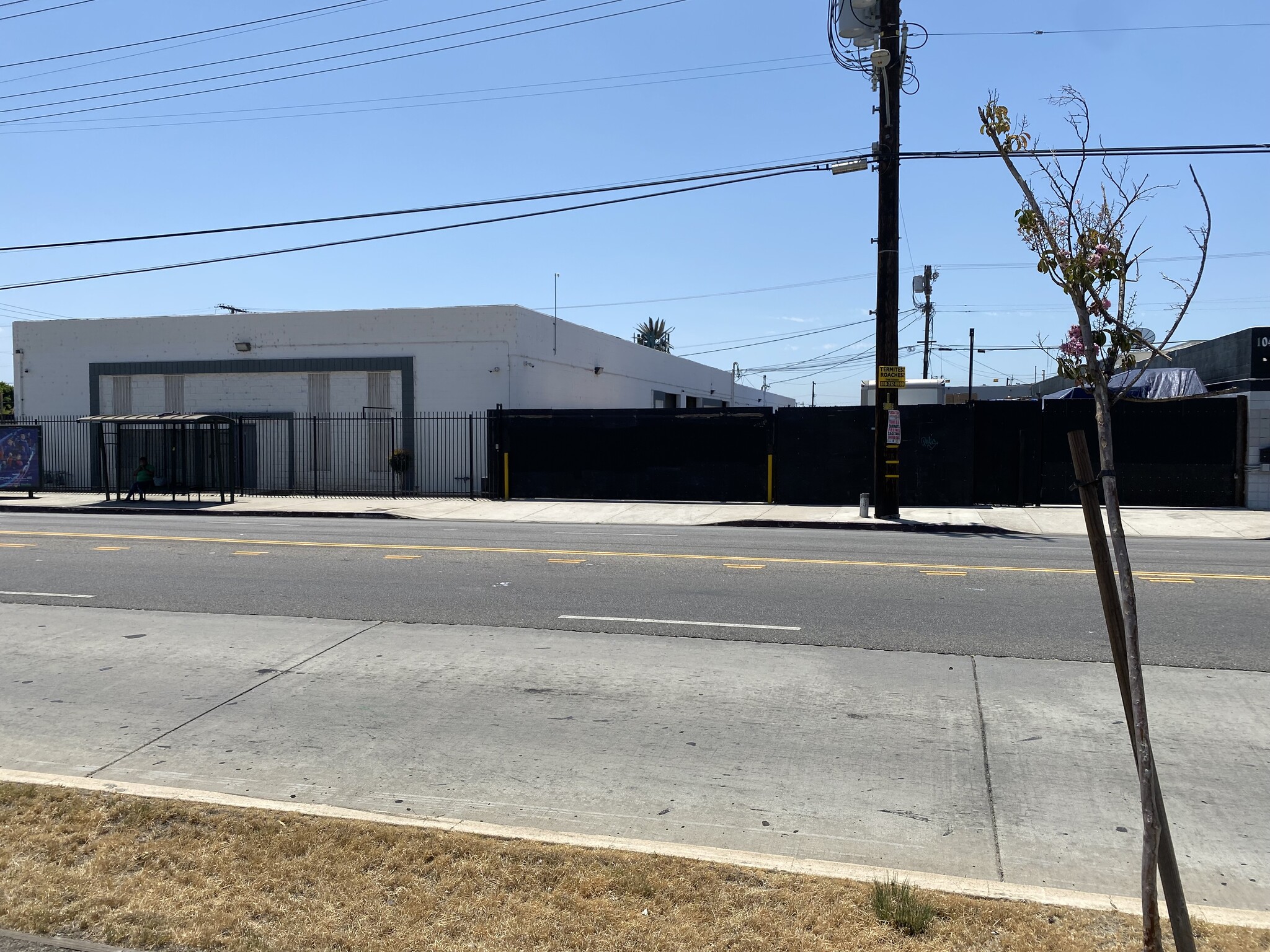 10465 San Fernando Rd, Pacoima, CA for Rent