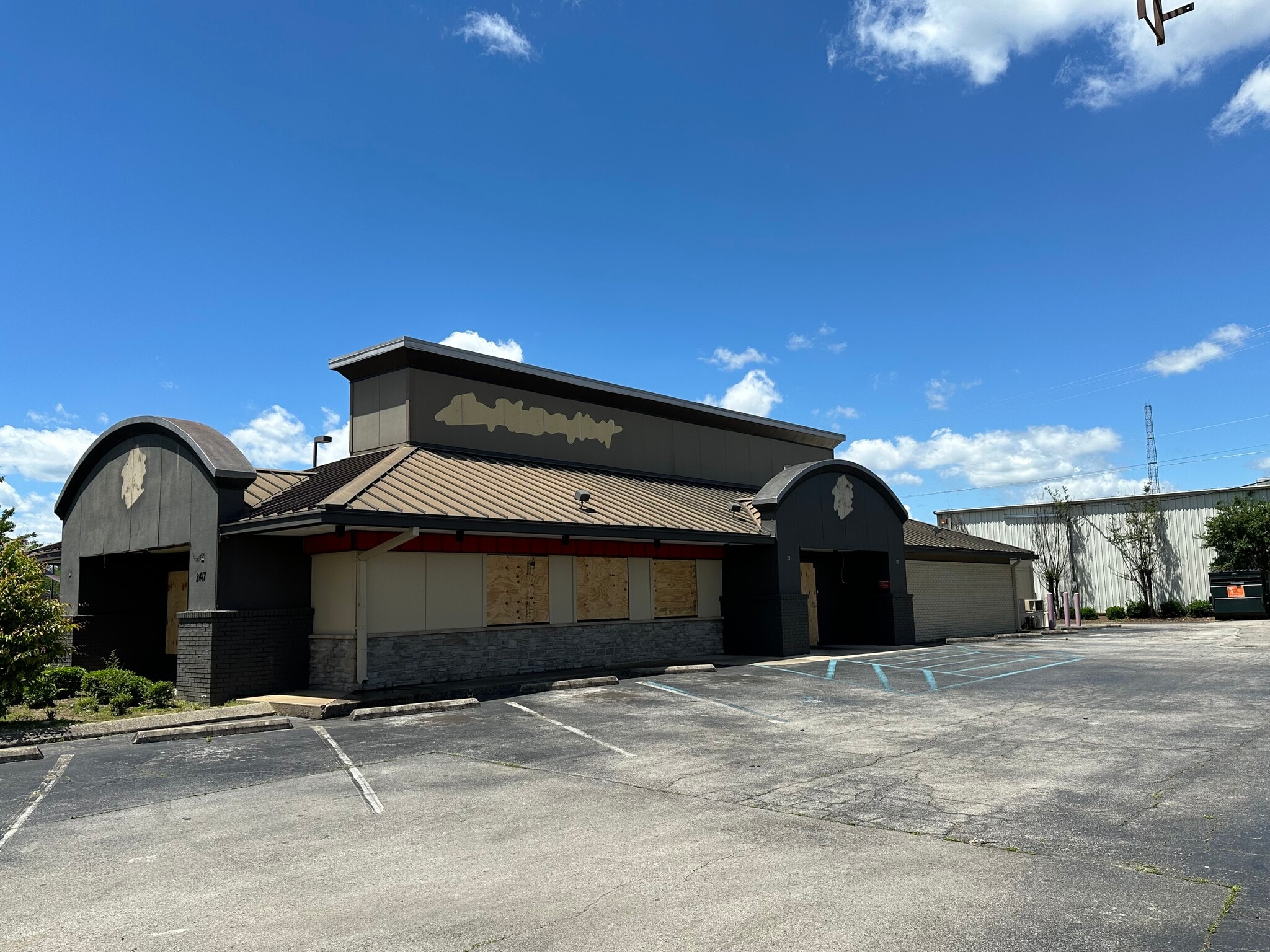 2417 N Memorial Pky, Huntsville, AL for Rent