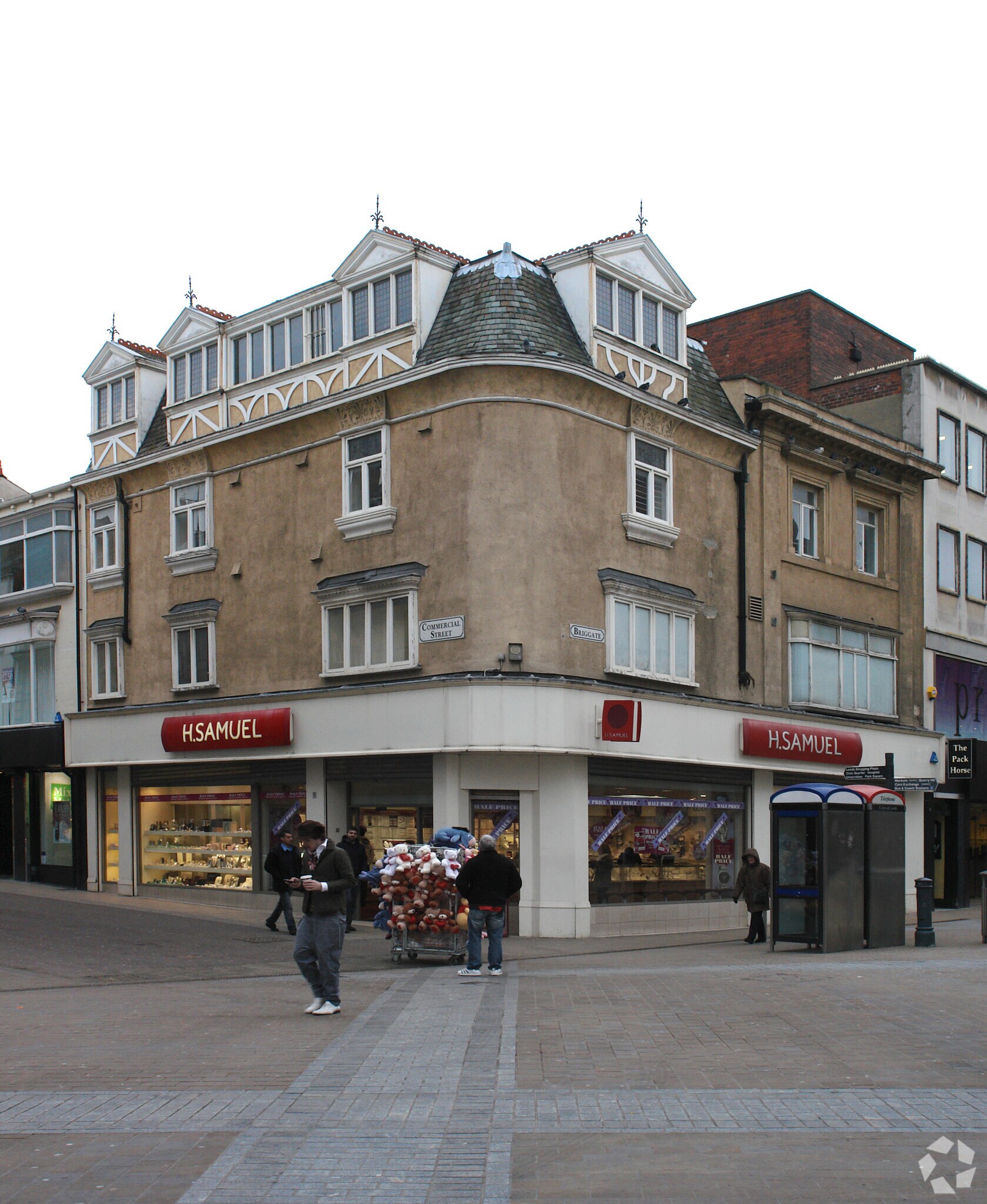54-55 Briggate, Leeds, WYK for Sale