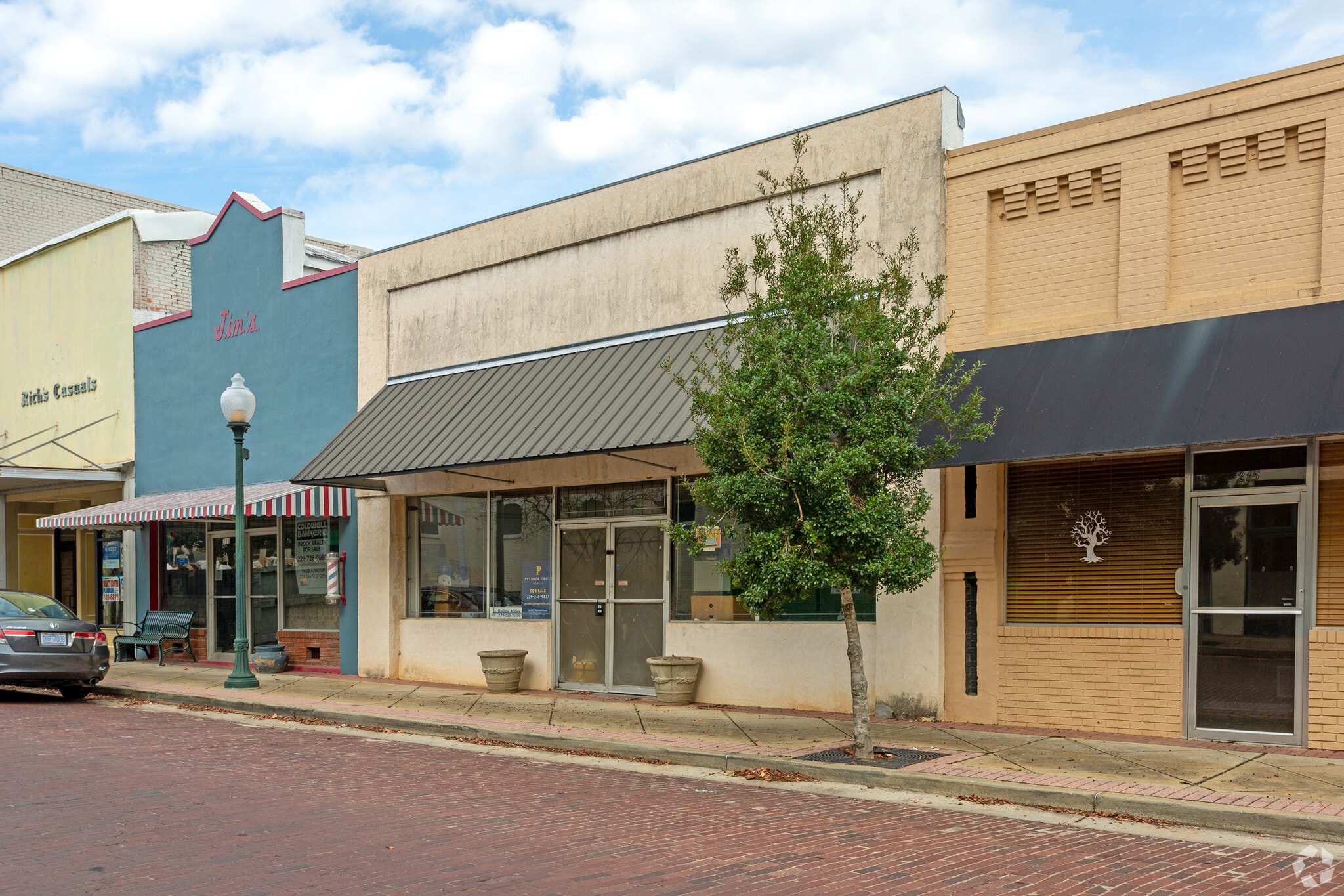 213 E Water St Bainbridge, GA 39817 Retail Property for Lease on