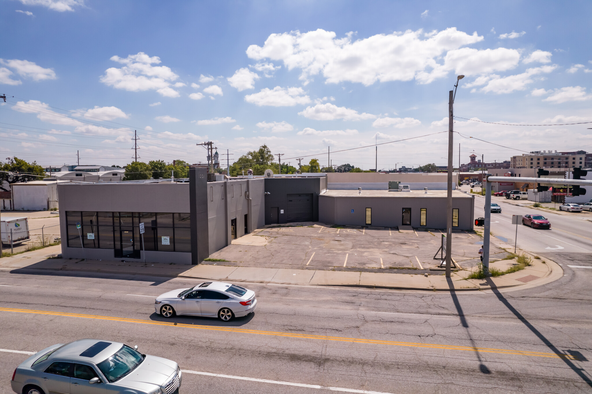 1001 E Central Ave, Wichita, KS for Rent