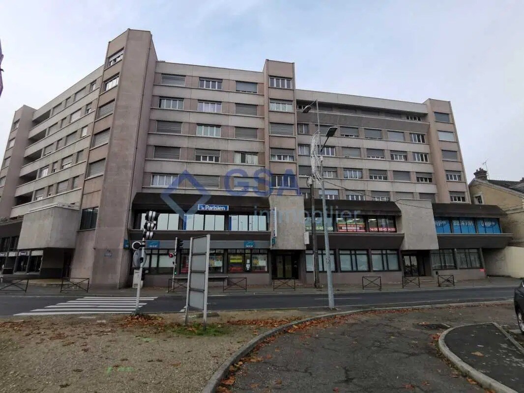 , Melun, SEM for Sale