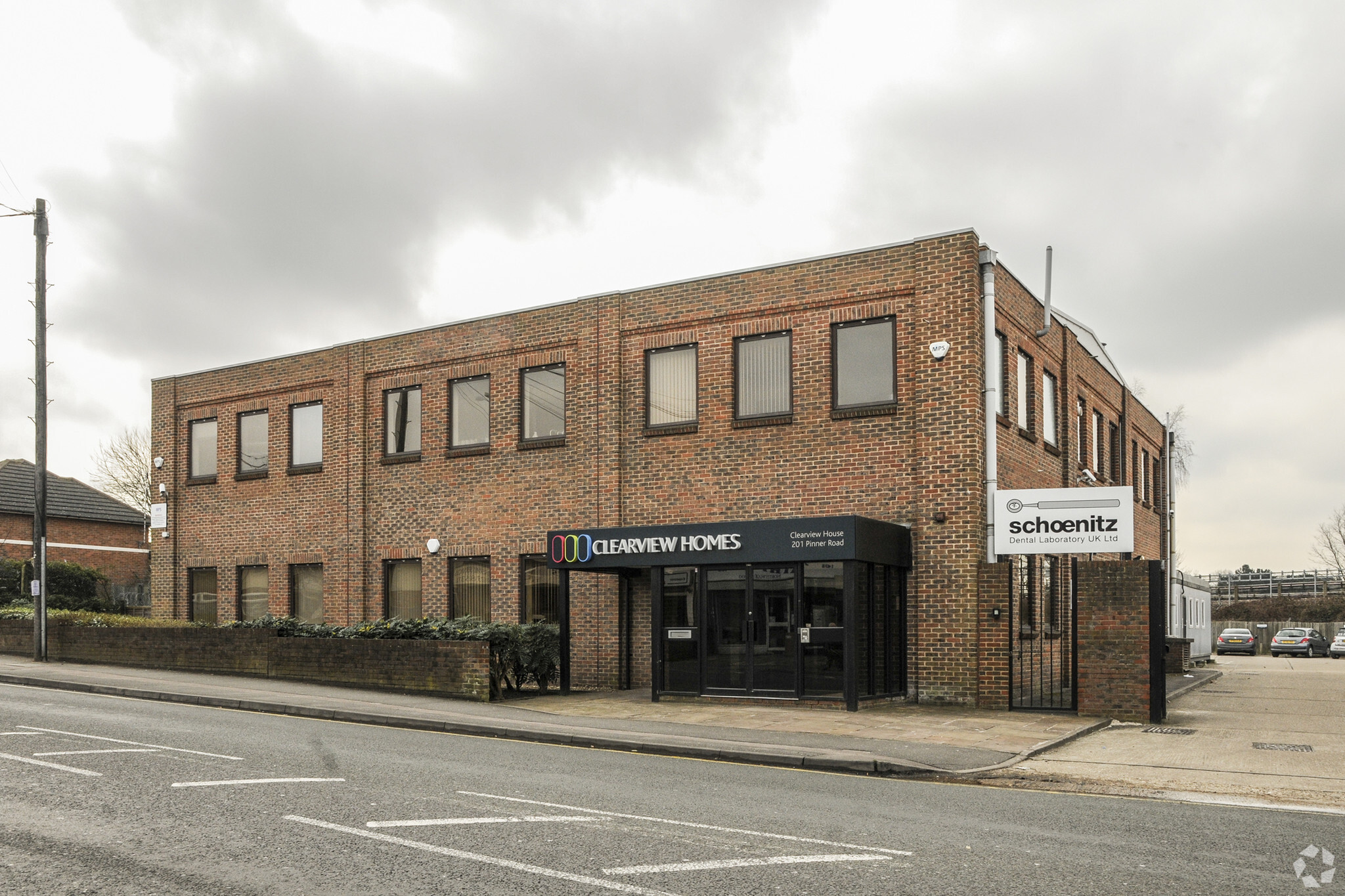 201 Pinner Rd, Northwood, MDS for Rent