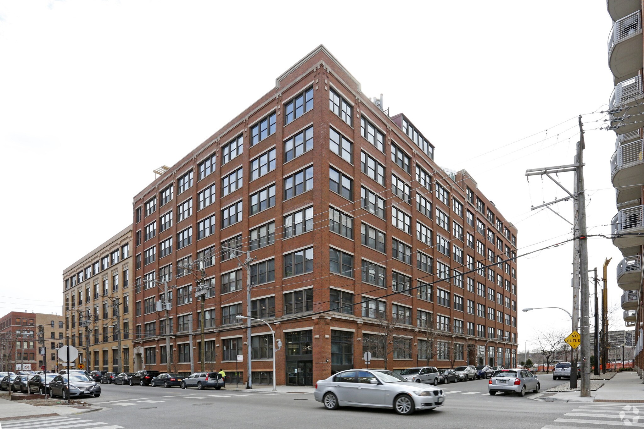 921 W Van Buren St, Chicago, IL for Sale