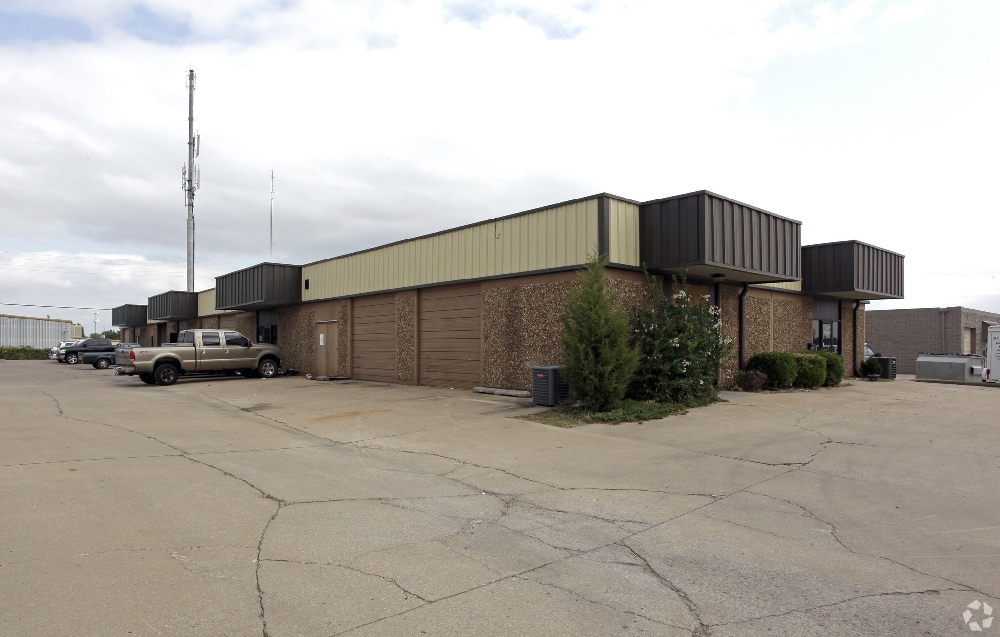 413 N Walnut Ave, Broken Arrow, OK for Sale