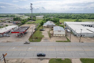 Ennis, TX Warehouse - 1003 S Kaufman St