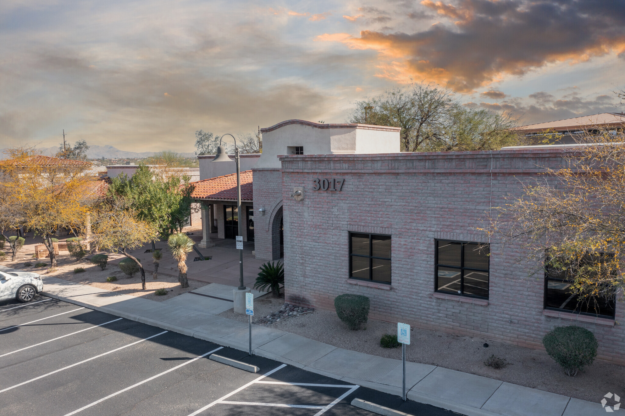 3017 W Ina Rd, Tucson, AZ for Rent