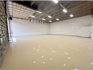 Scottsdale, AZ Light Distribution - 14809 N 73rd St