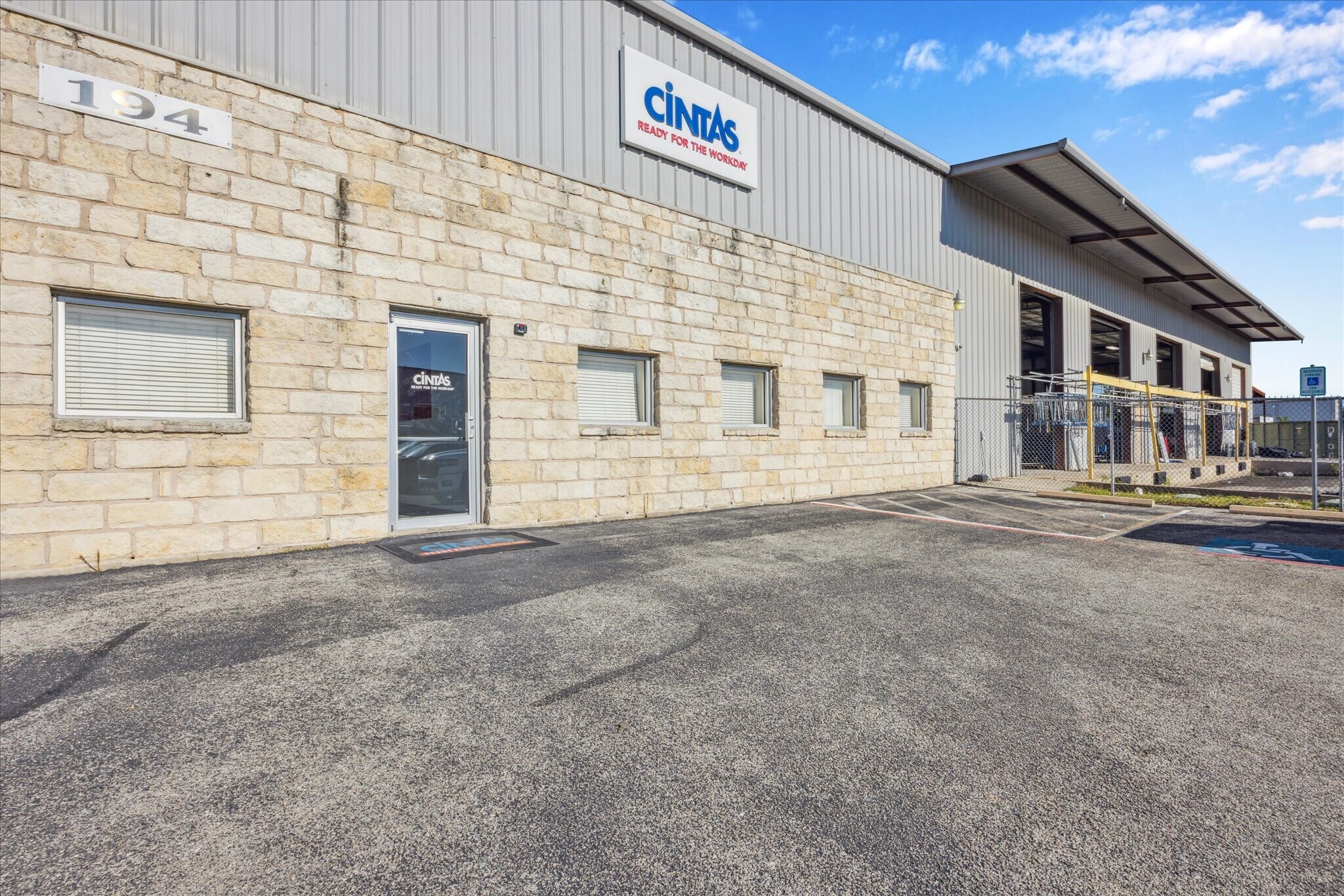 194 S Park 35 Cv, Buda, TX for Rent