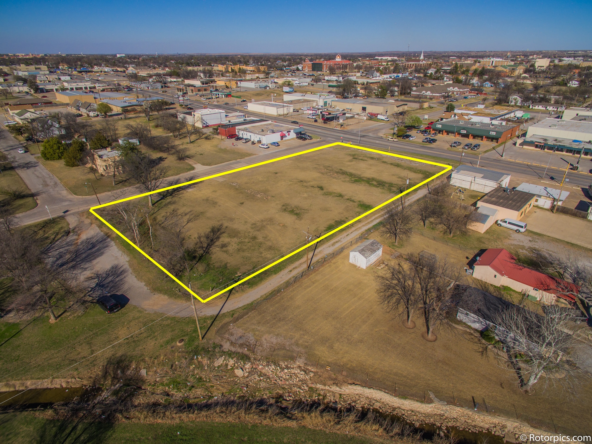 1102-1112 SW E Ave, Lawton, OK for Sale