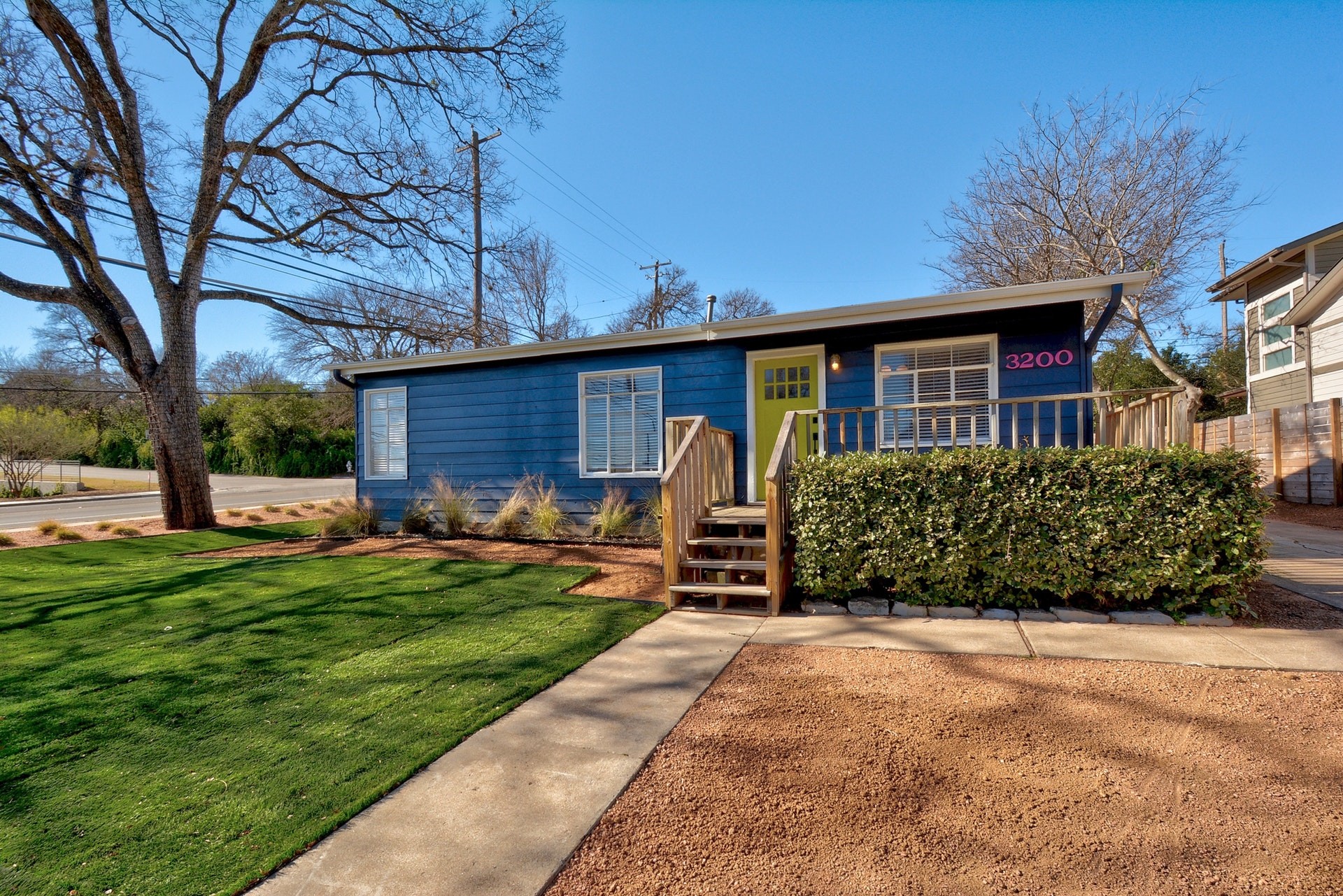 2802 Manor Rd, Austin, TX for Rent