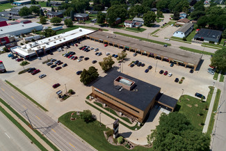 Janesville, WI Retail - 2431-2567 Milton Ave