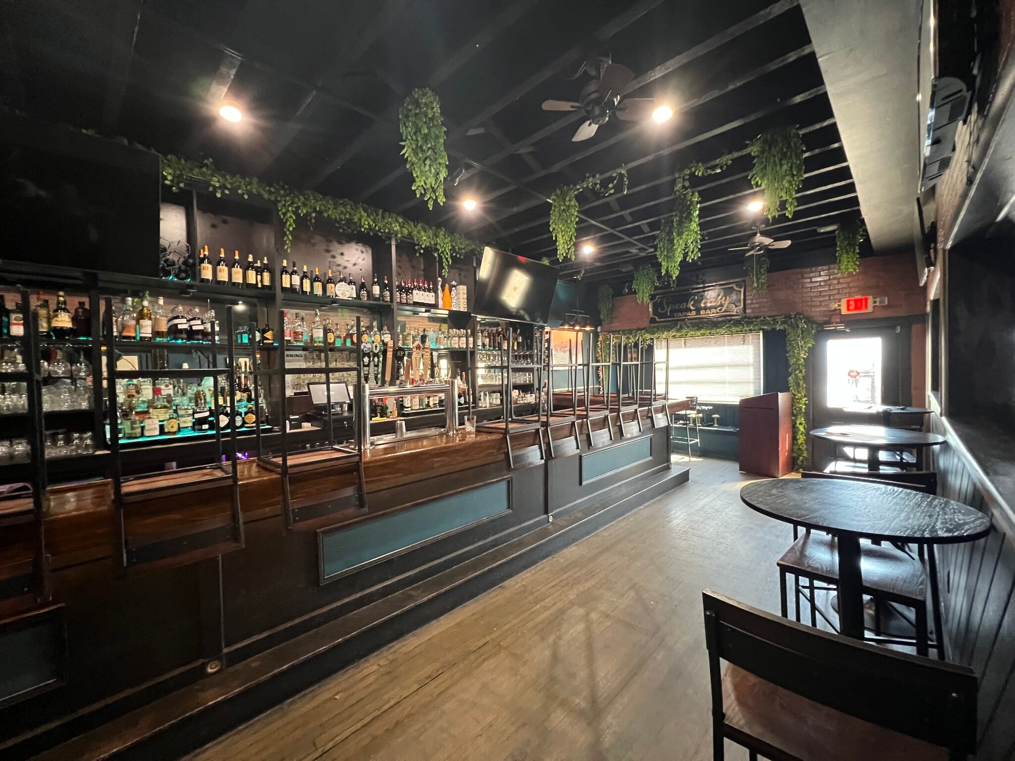 447-465 Atlantic Ave, East Rockaway, NY for Rent