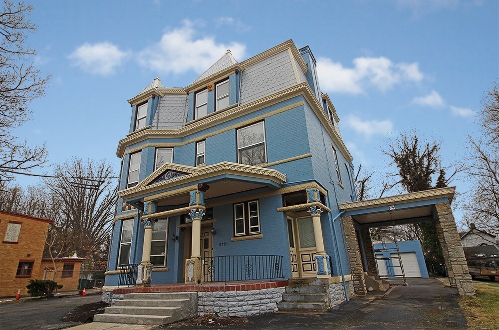 6111 Madison Rd, Cincinnati, OH for Sale