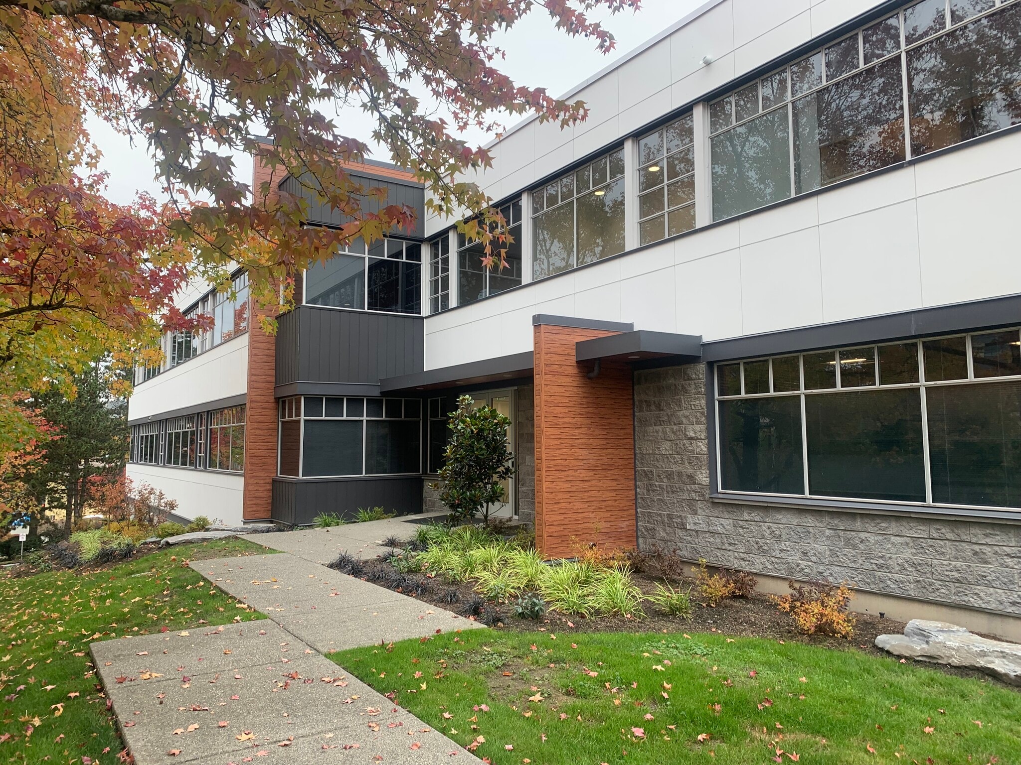 620 Kirkland Way, Kirkland, WA for Rent