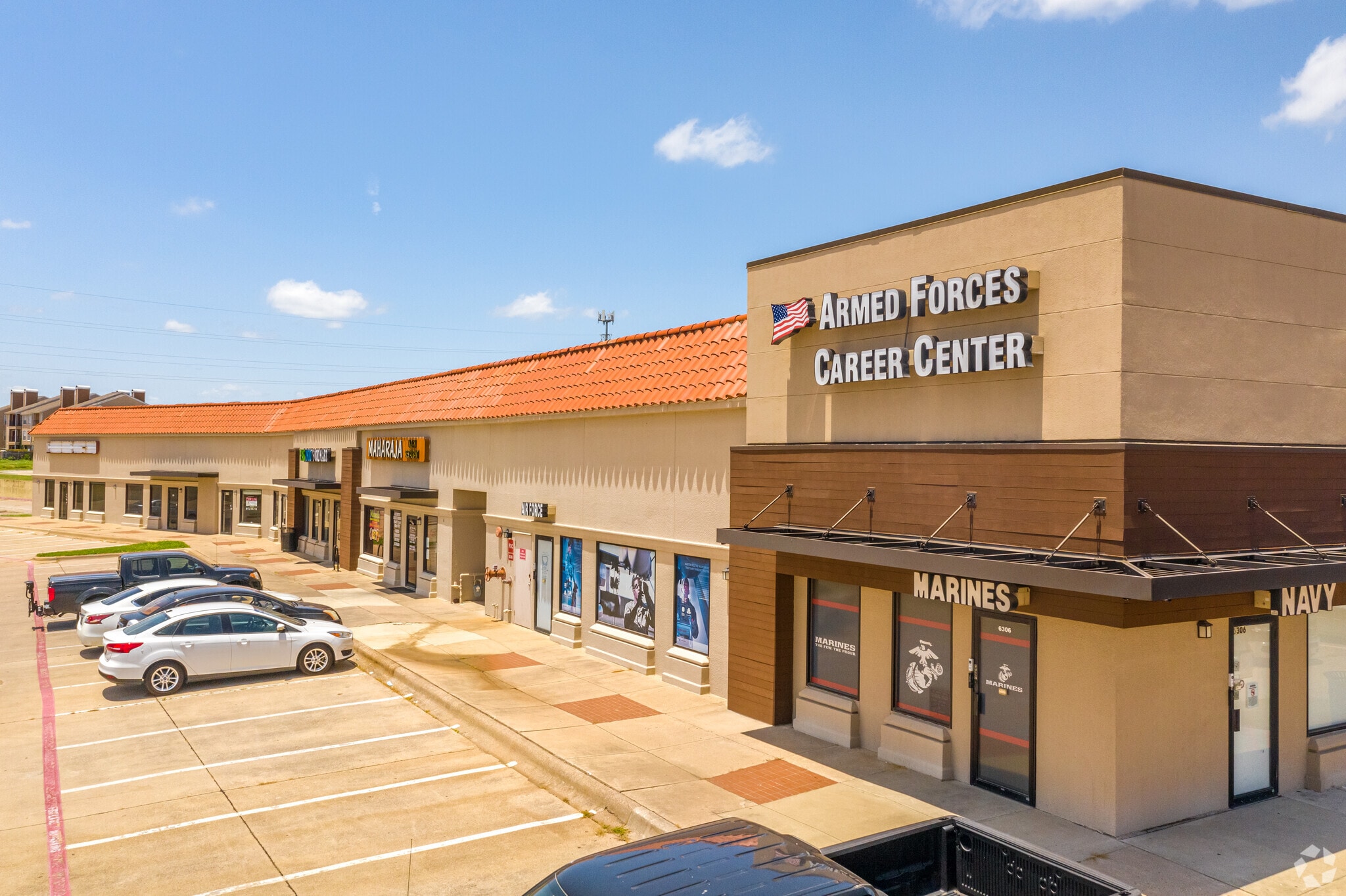 62006207 S Hulen St Fort Worth, TX 76133 Shopping Center Property