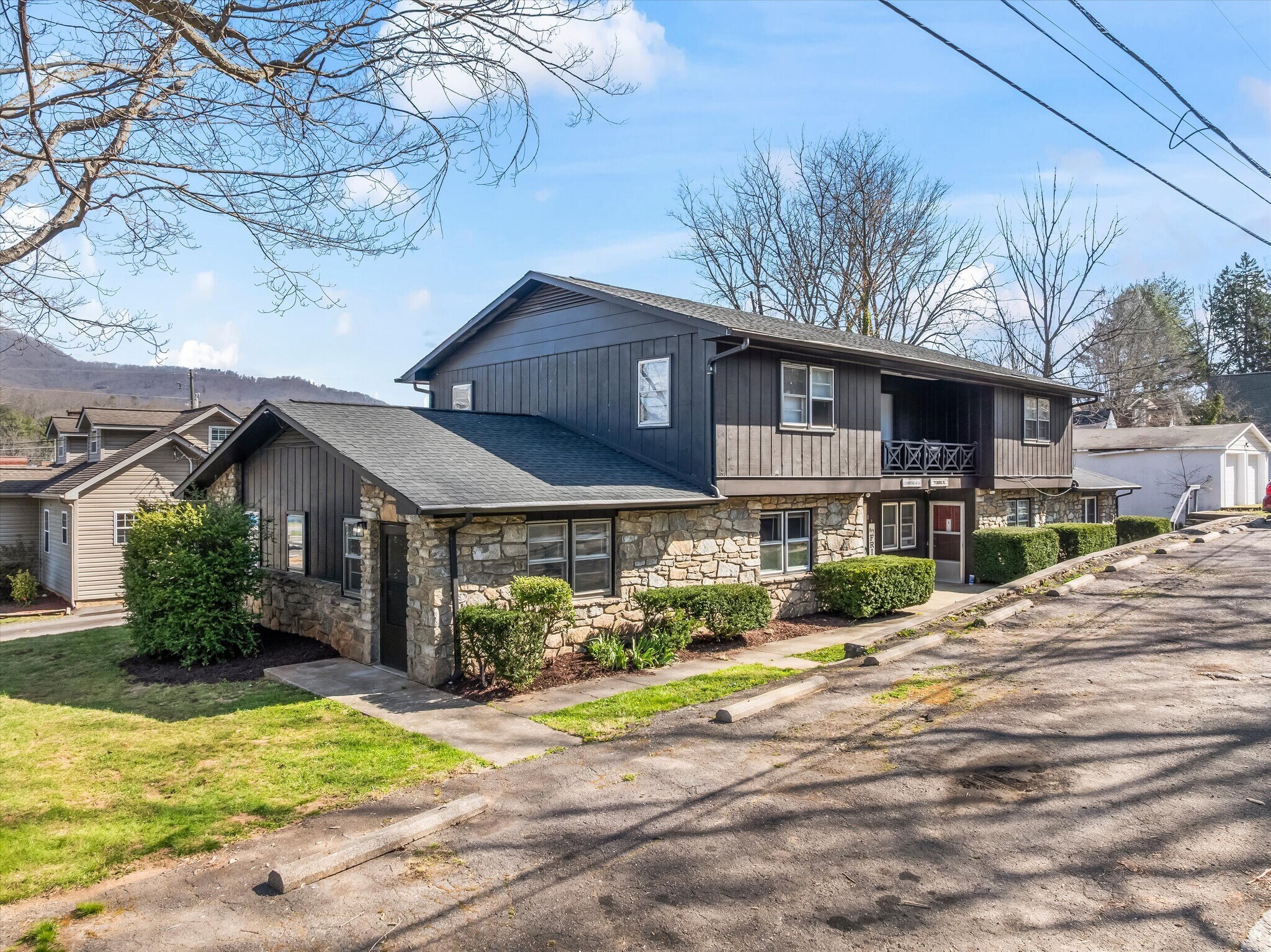 71 Maple St, Clyde, NC for Sale