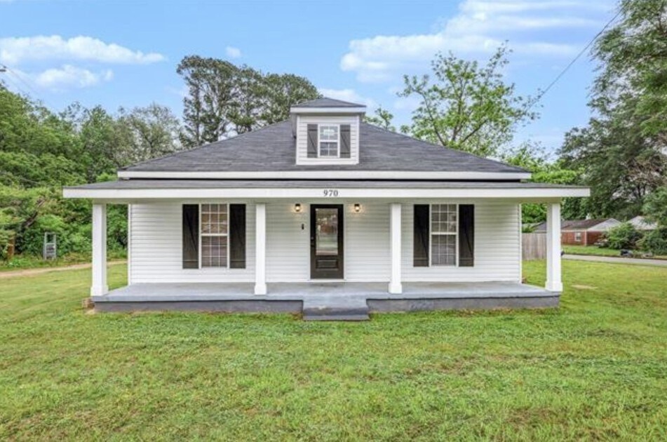 970 Stratford Rd, Memphis, TN for Sale
