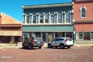 107 W Market St