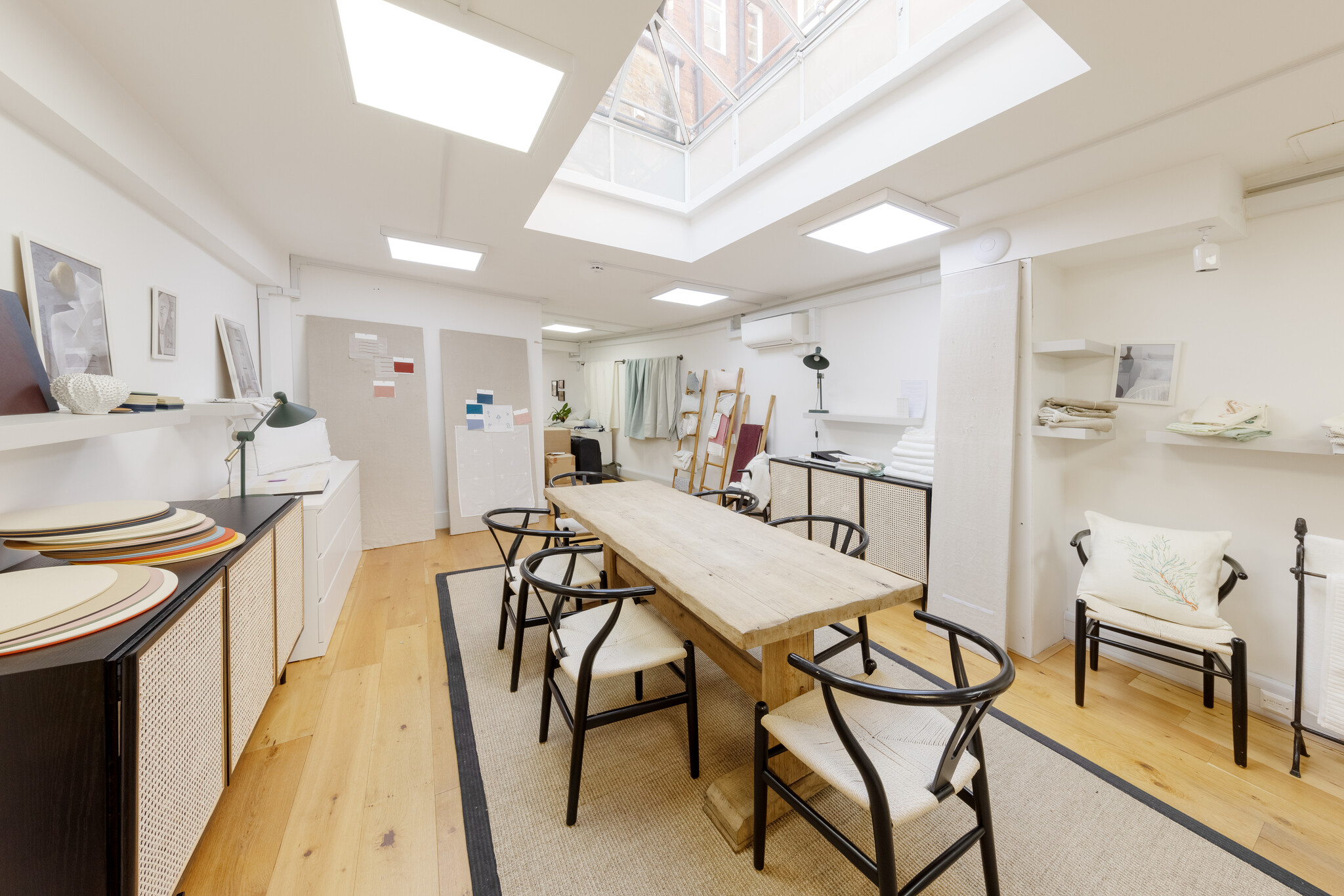 116B Draycott Av, London, LND for Rent