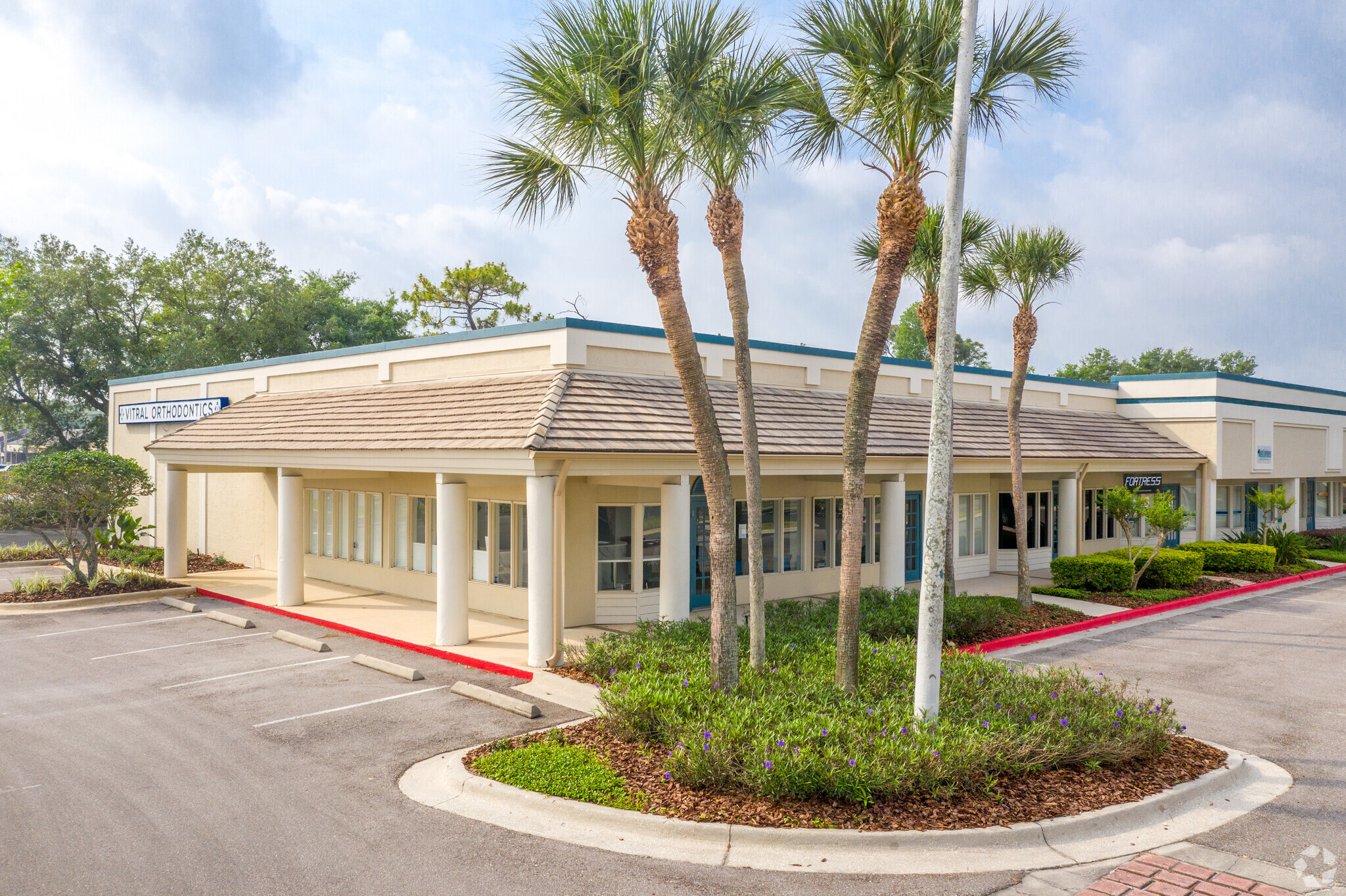 110-210 Wilshire Blvd, Casselberry, FL for Rent
