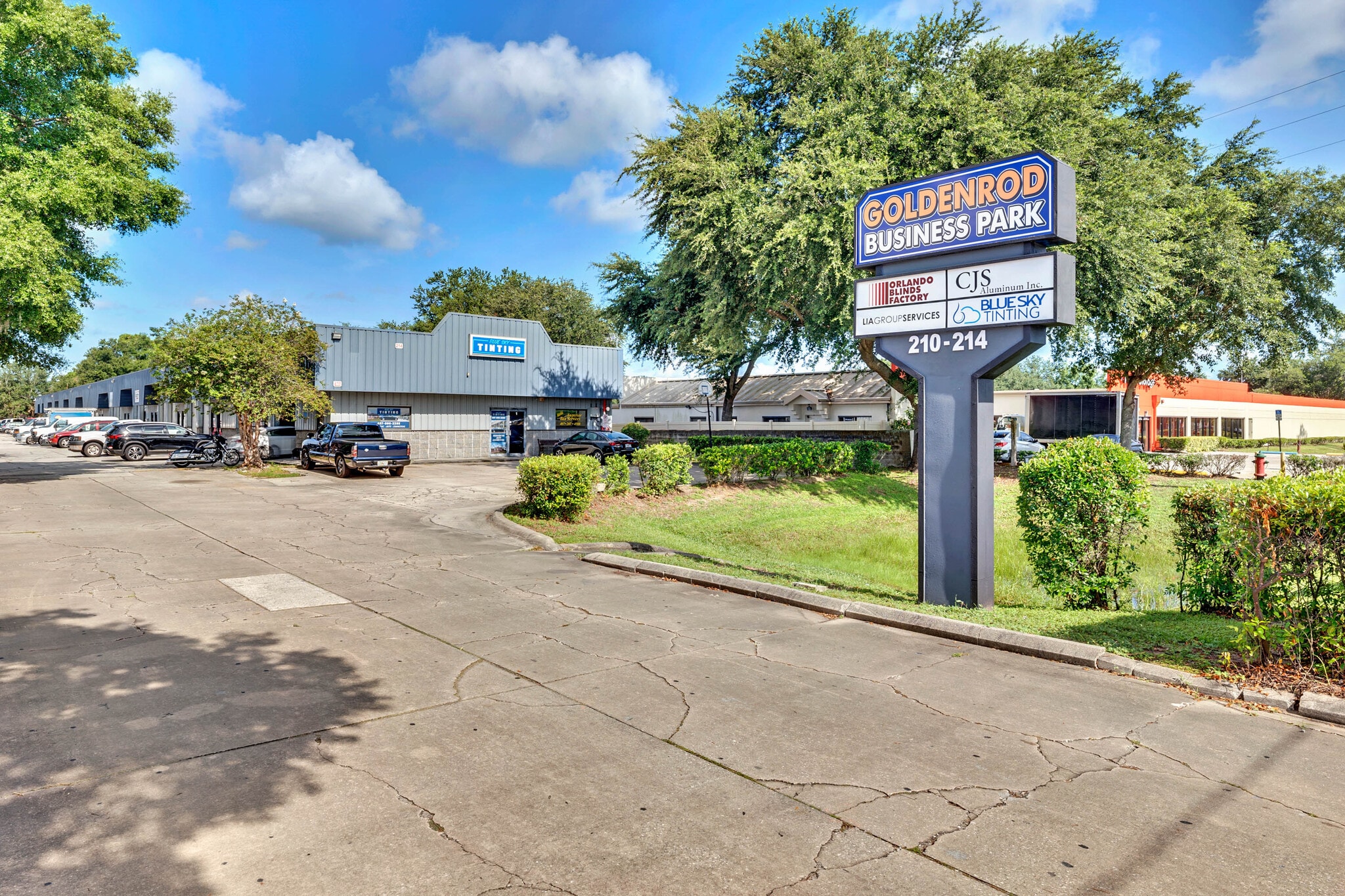 214 N Goldenrod Rd, Orlando, FL for Rent