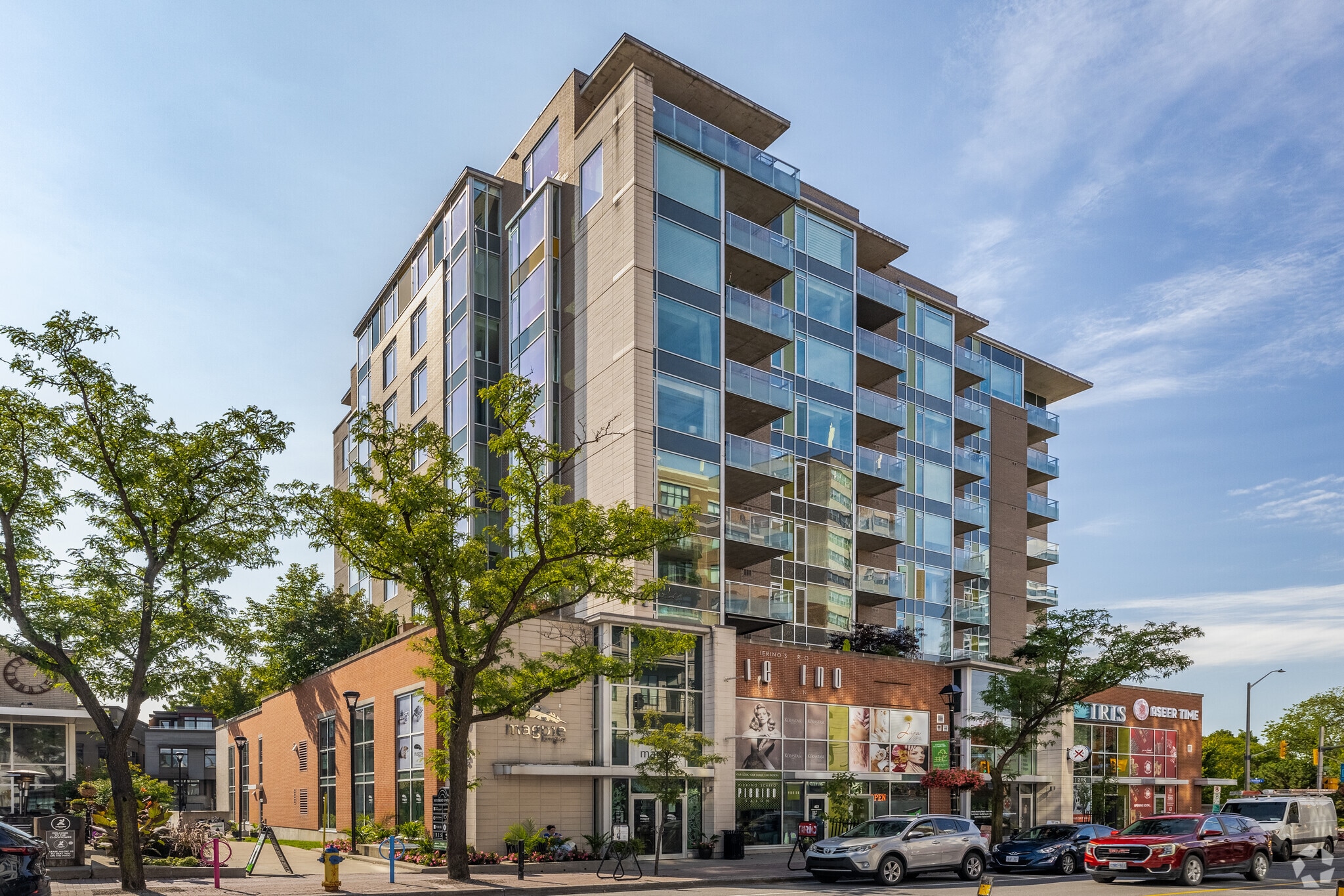 595 Byron Av, Ottawa, ON for Sale
