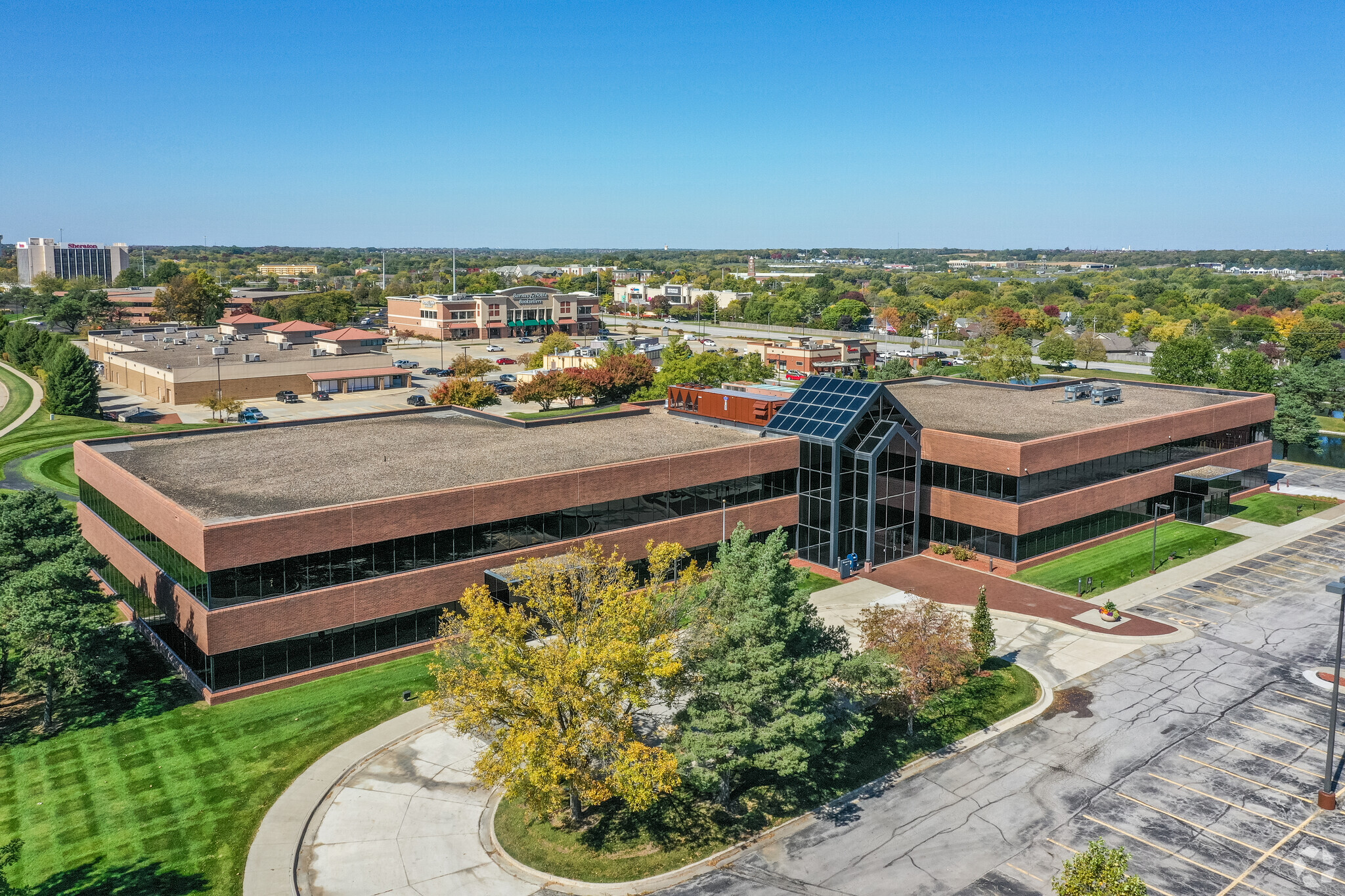 4445 Corporate Dr, West Des Moines, IA for Rent