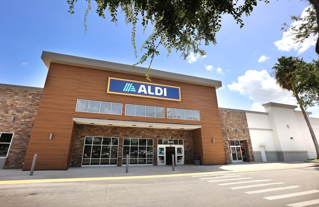 5690 Bayshore Rd, North Fort Myers, FL for Sale