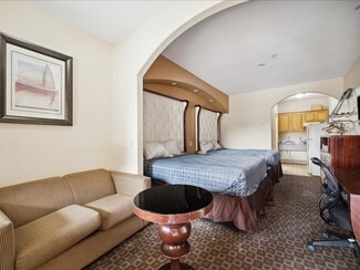 Channelview, TX Hospitality - 15830 East Fwy