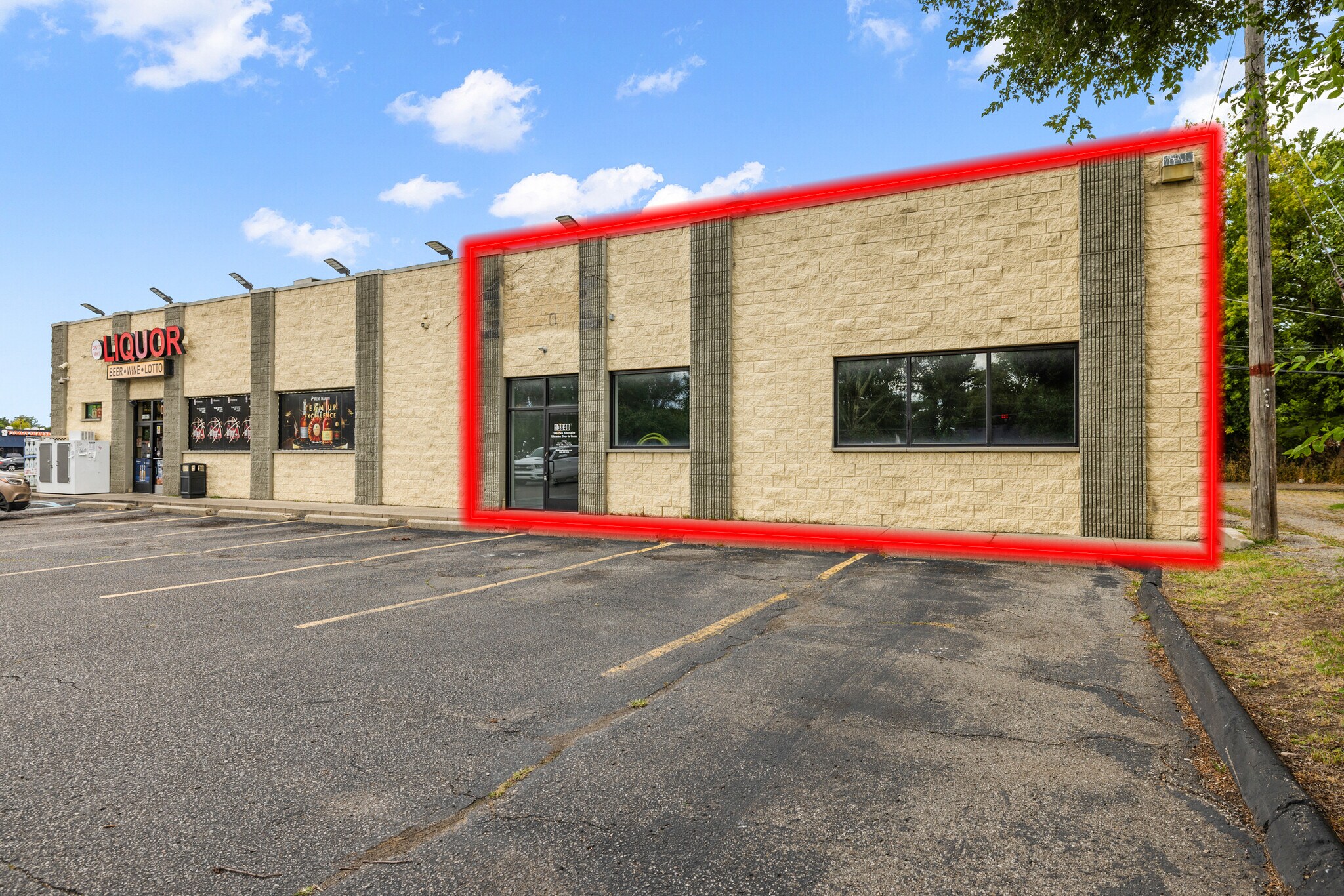 10840-10850 W 9 Mile Rd, Oak Park, MI for Rent