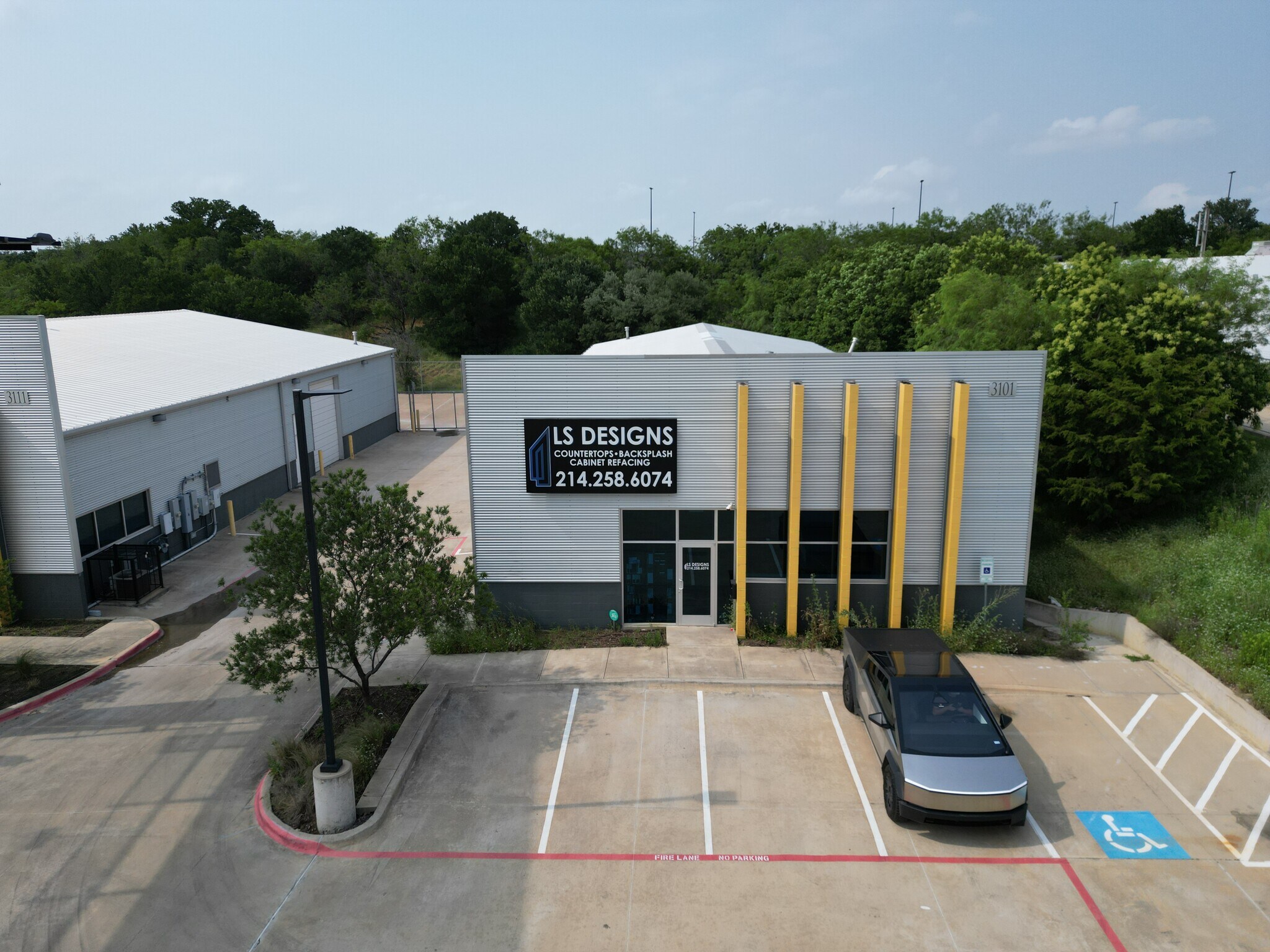 3101 IH 30, Dallas, TX for Rent