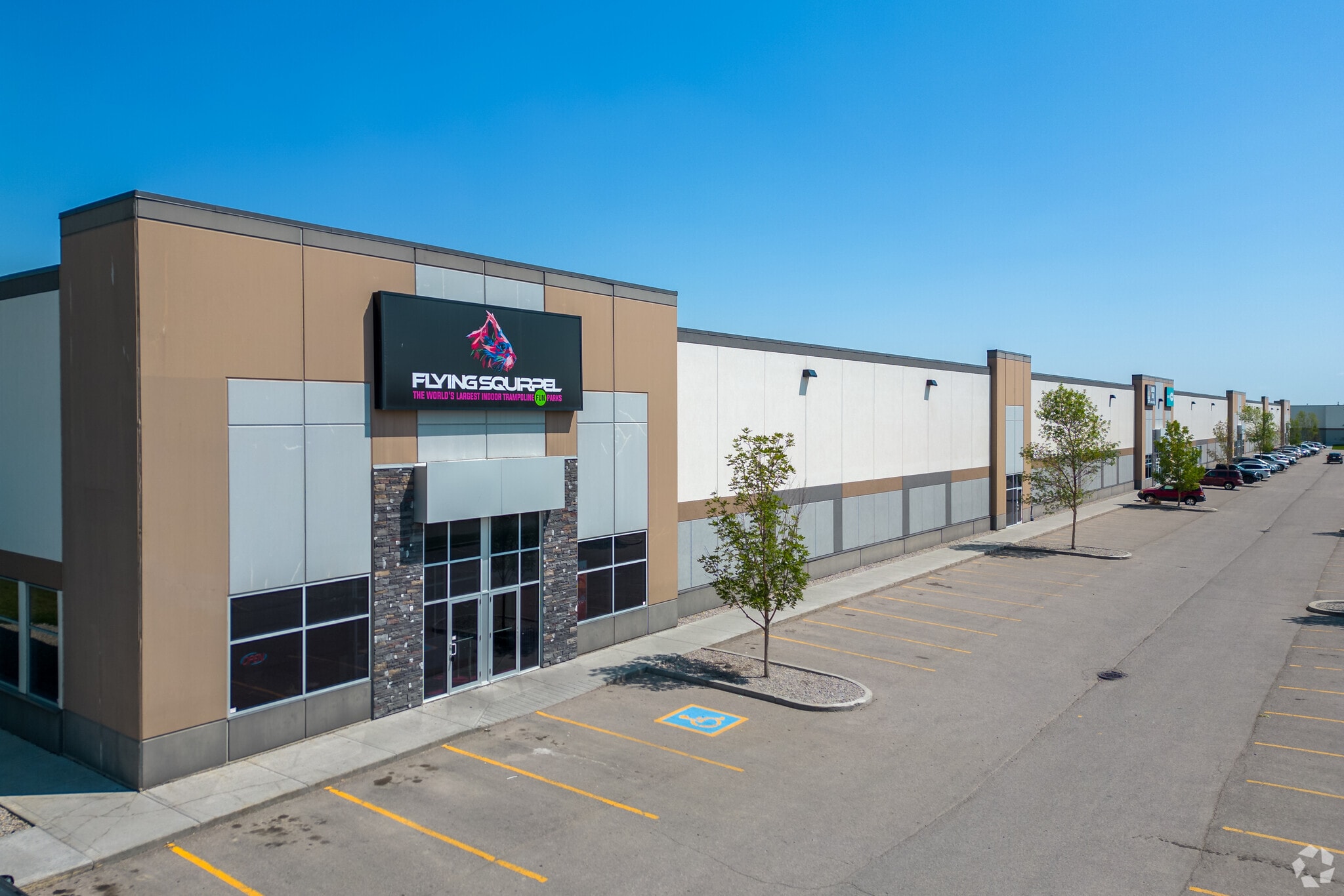 572 Aero Dr NE, Calgary, AB for Rent