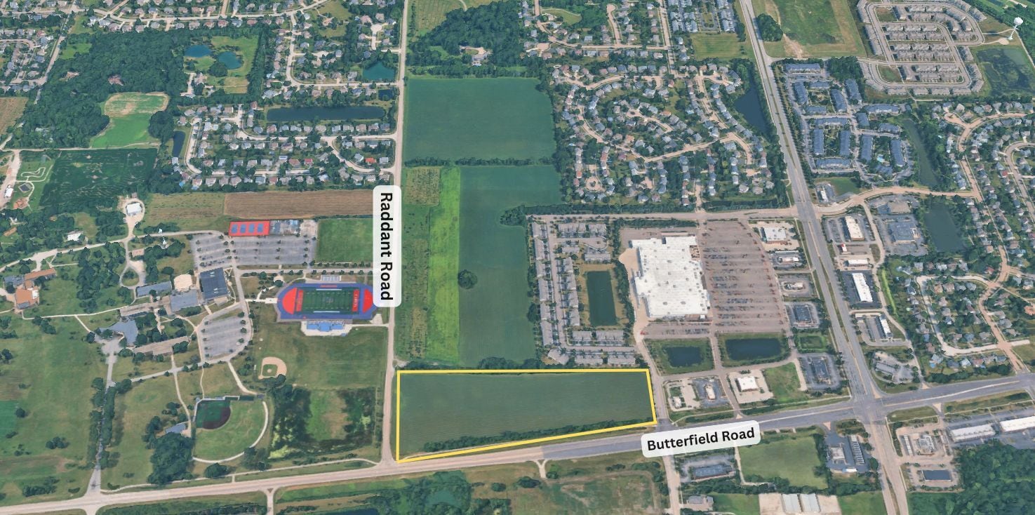 3 Raddant, Aurora, IL for Sale