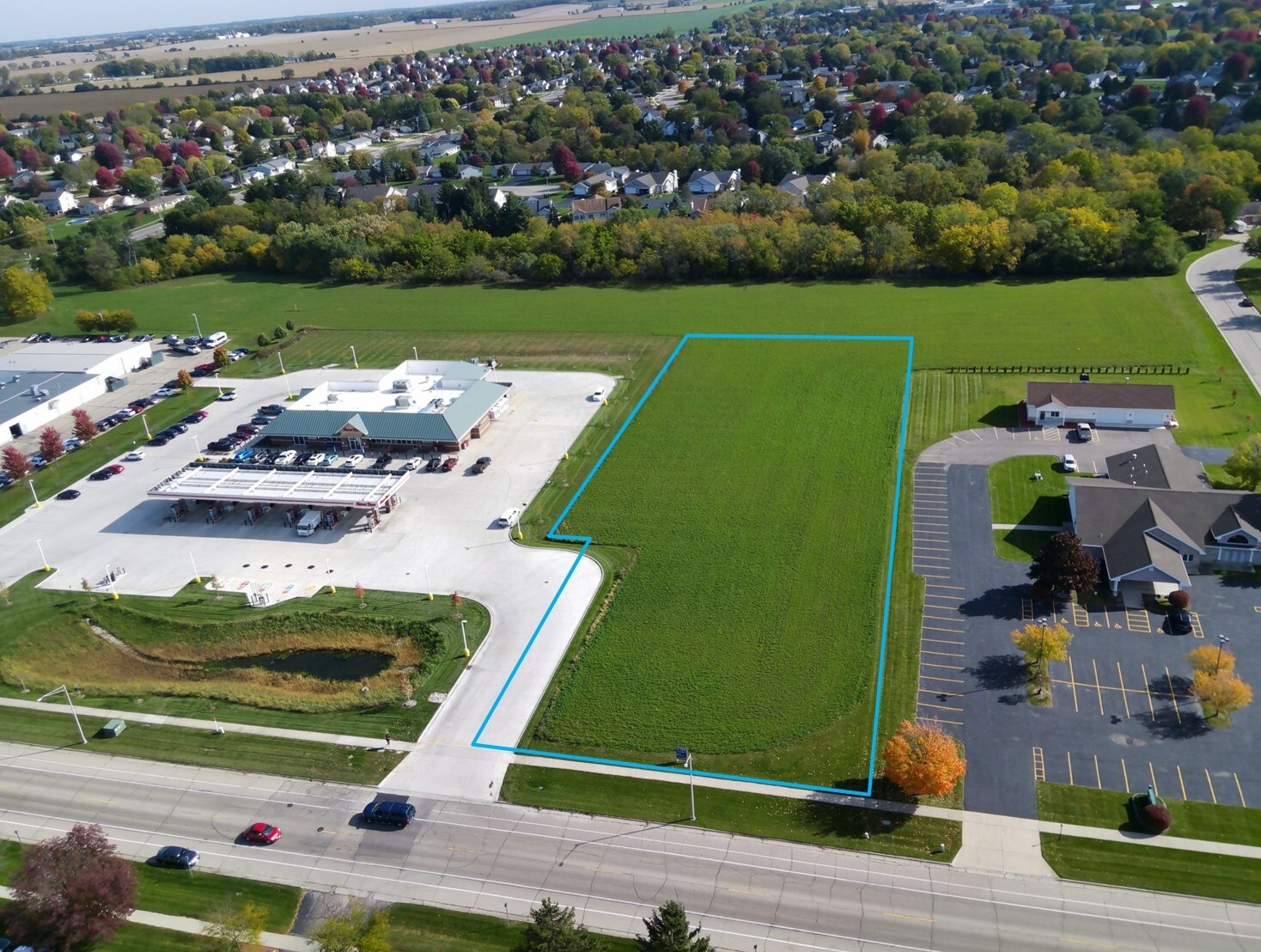 1090 N Wright Rd, Janesville, WI for Sale