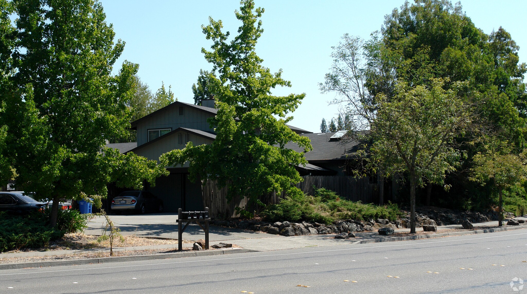 1834 Mission Blvd, Santa Rosa, CA for Rent