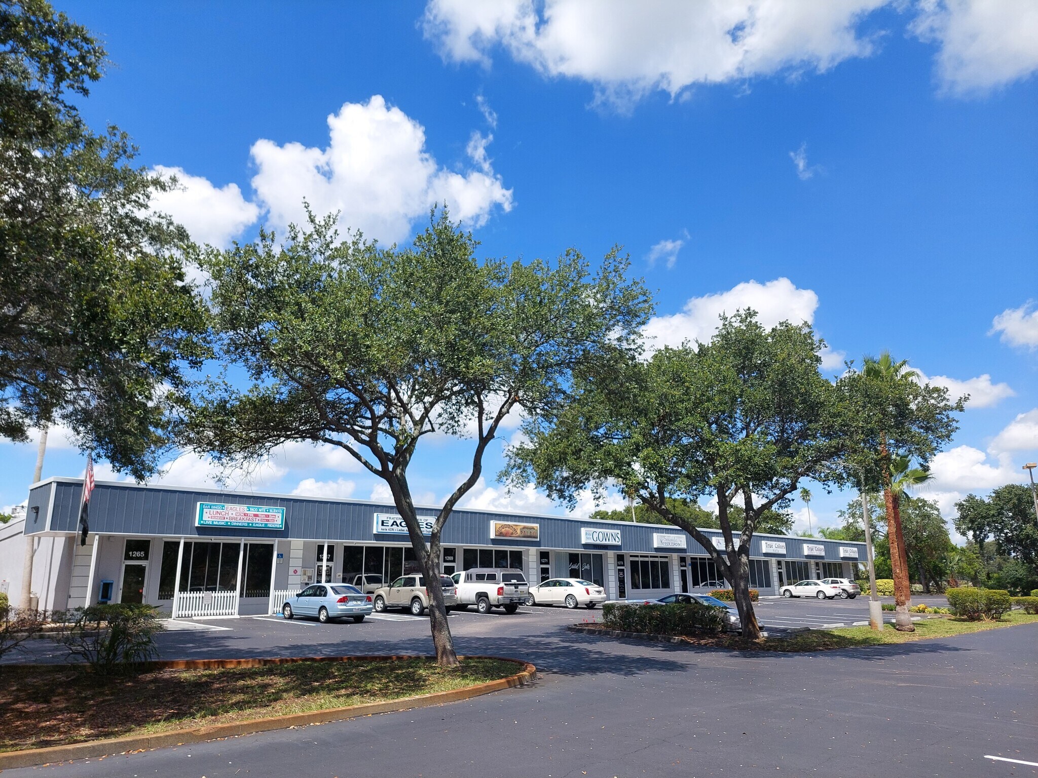 12651281 Old Dixie Hwy Vero Beach, FL 32960 Retail Property for