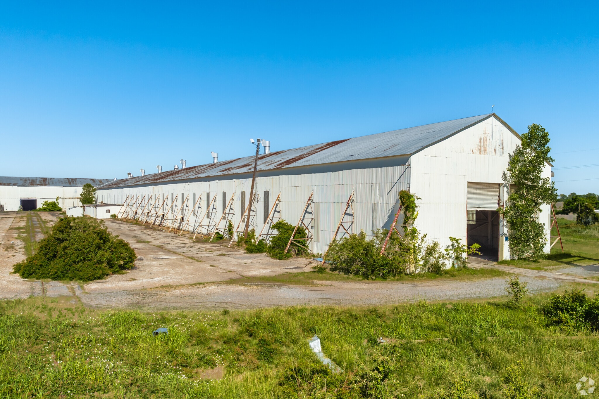 1001 Rainer Rd, West Memphis, AR for Rent