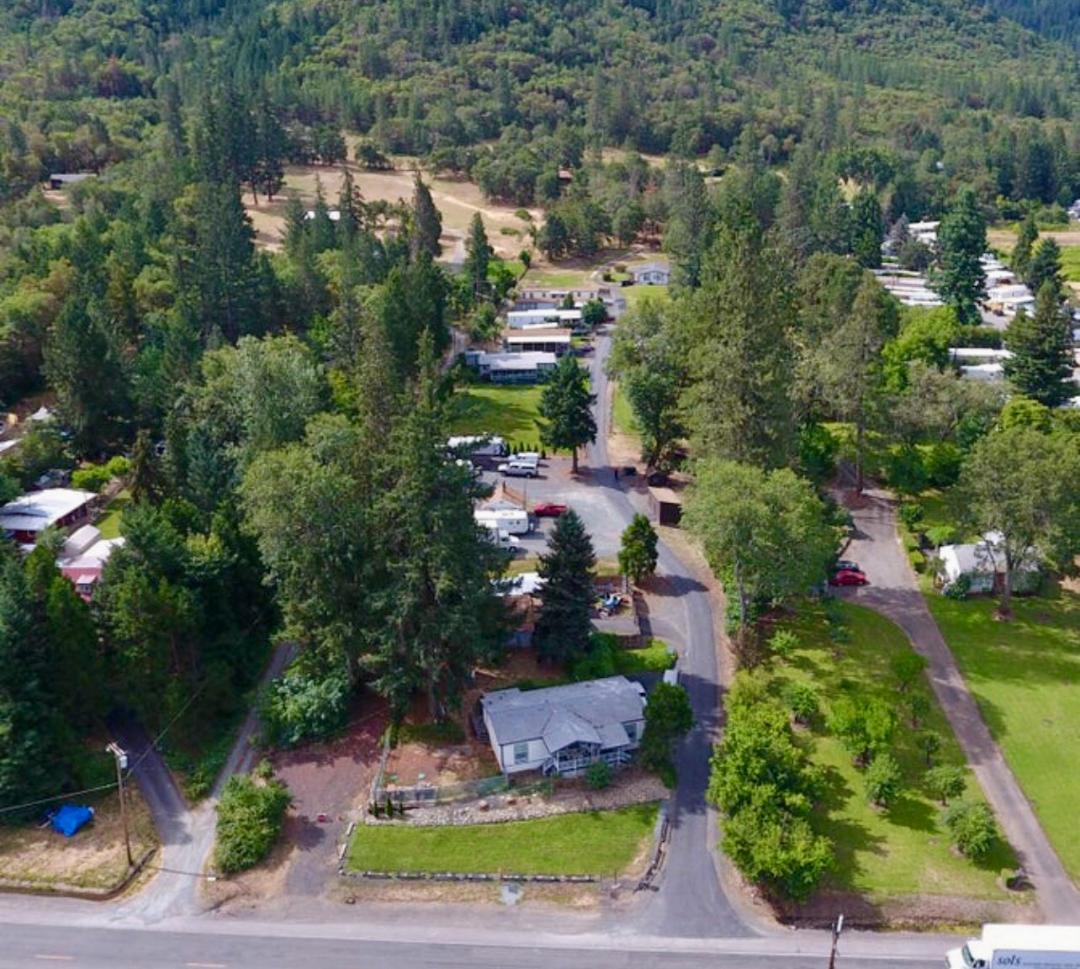 7059 Rogue River Hwy, Grants Pass, OR for Sale