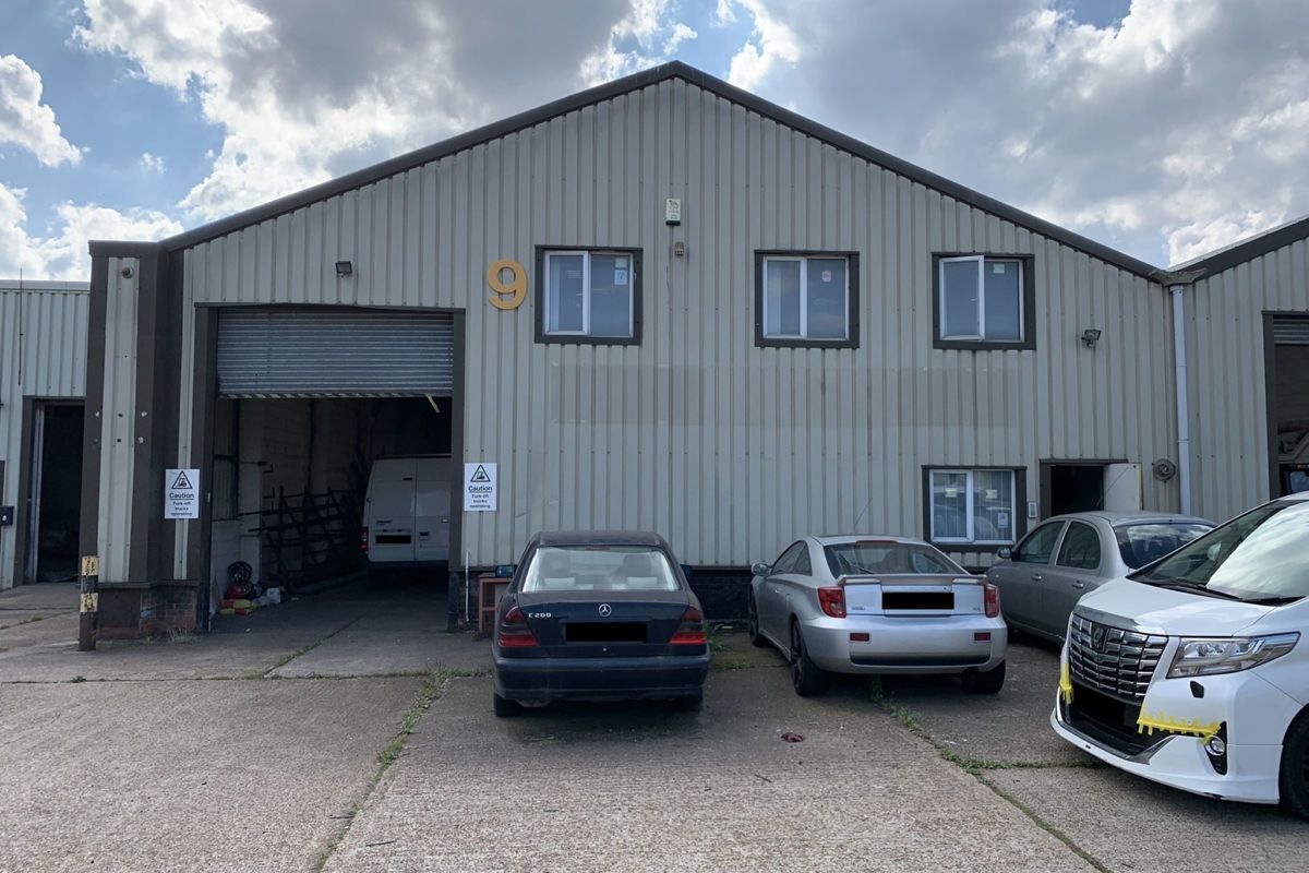 Crabtree Manorway S, Belvedere, LND for Sale