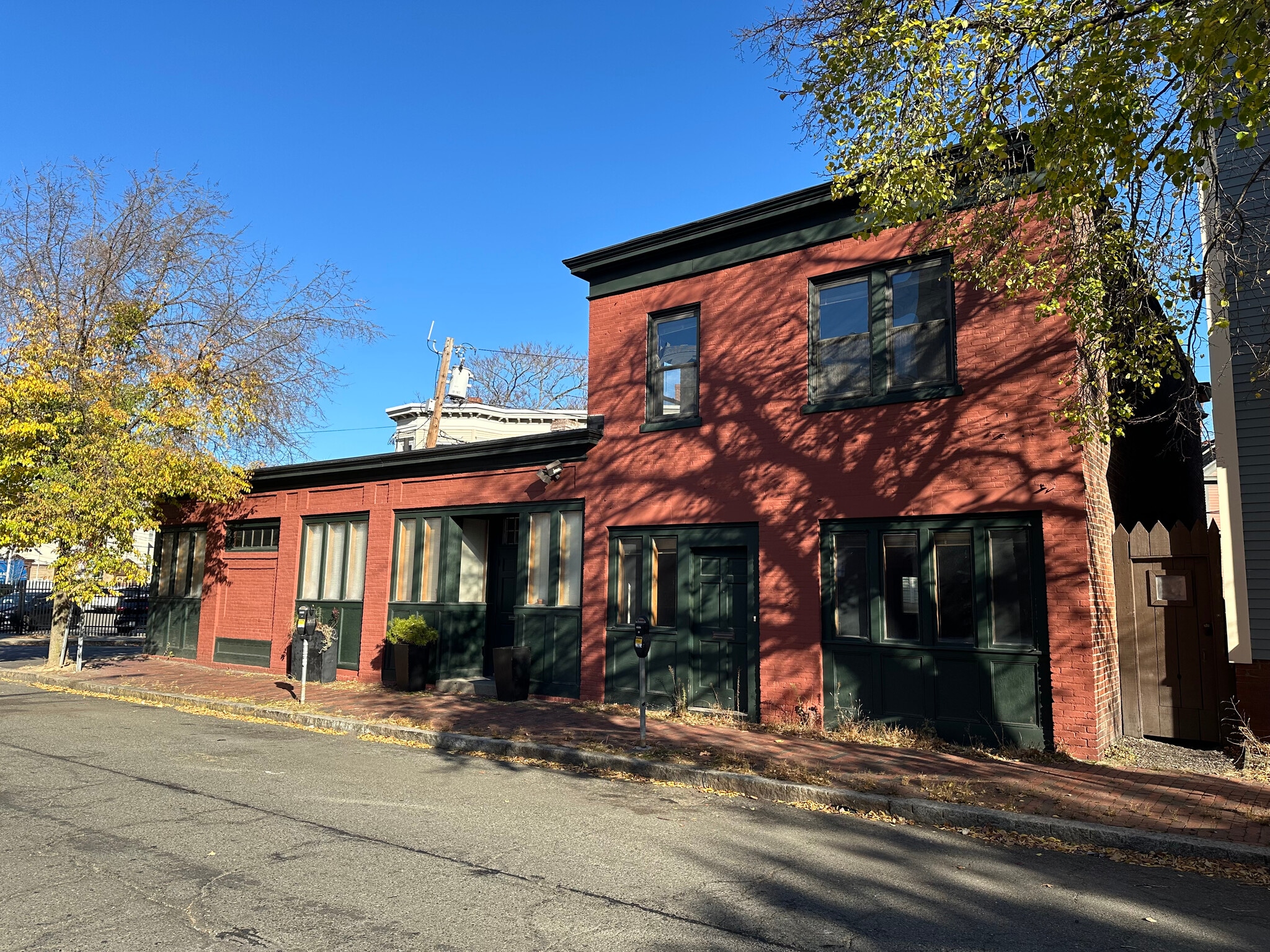 19-23 Bishop Allen Dr, Cambridge, MA for Rent
