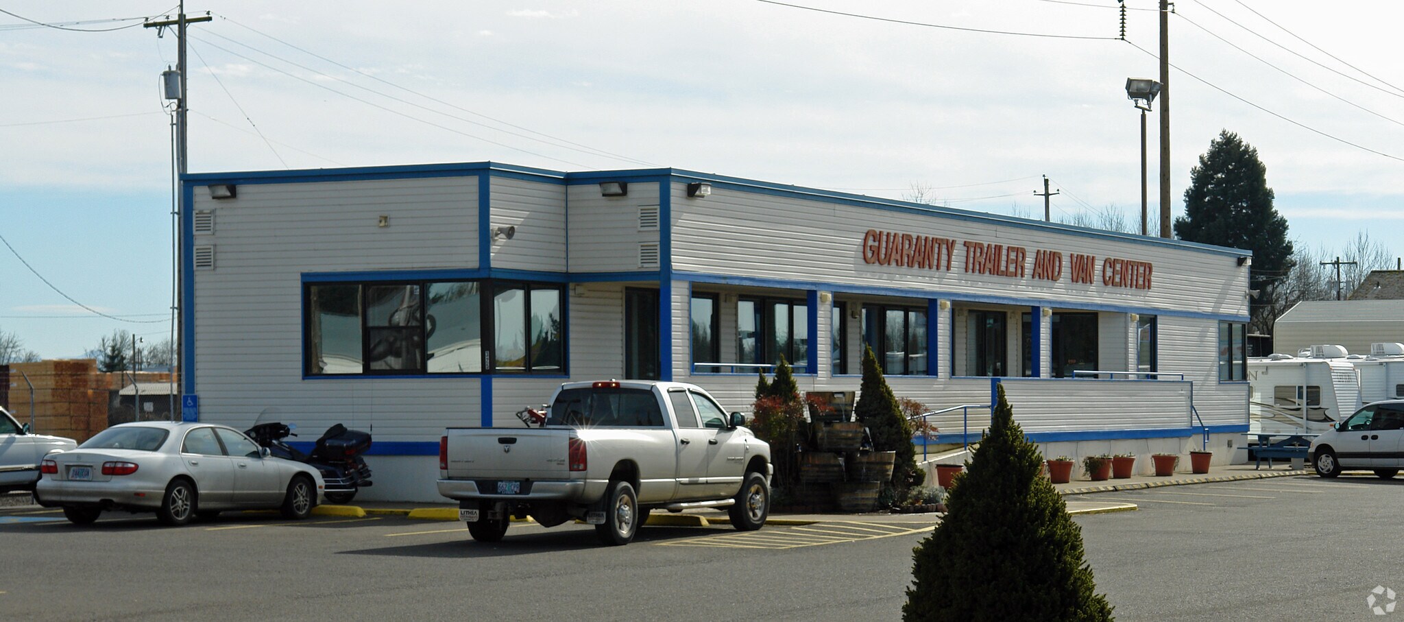 325 W 1st Ave, Junction City, OR for Sale